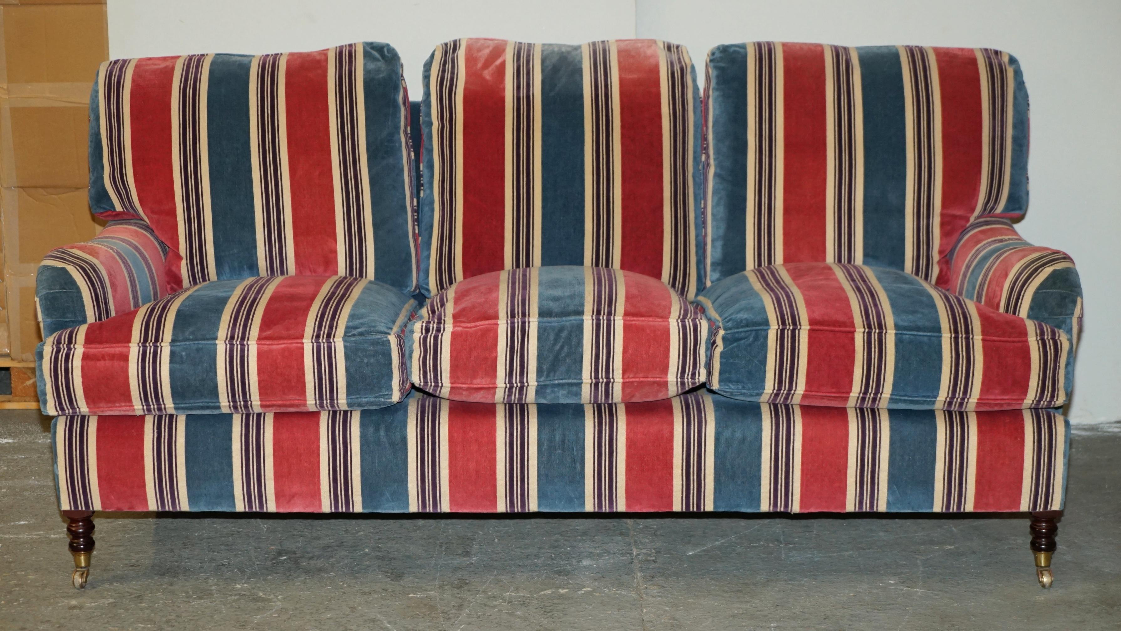 English PAiR OF GEORGE SMITH CHELSEA SIGNATURE SCROLL ARM SOFAS HOWARD & SON'S MODEL For Sale