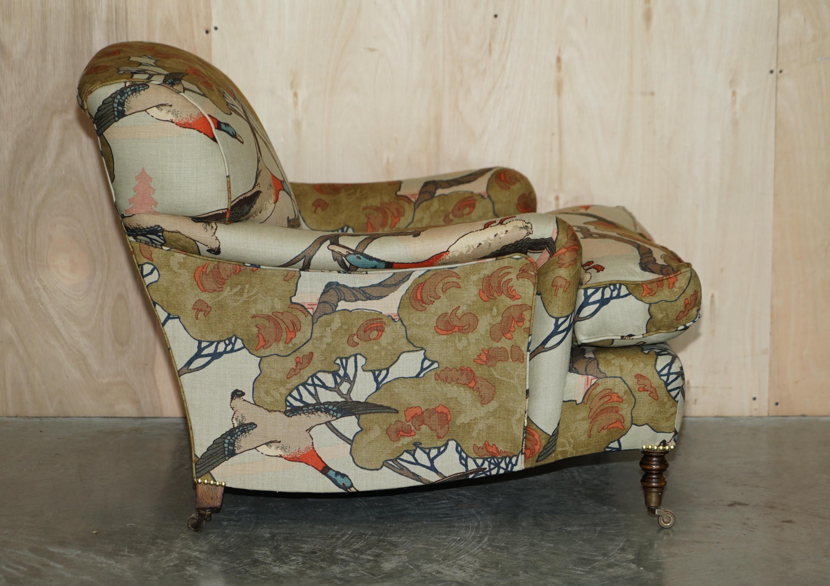 PAIR OF GEORGE SMITH HOWARD SIGNATURE SCROLL ARM MULBERRY FLYING DUCKS ARMCHAiRS 5