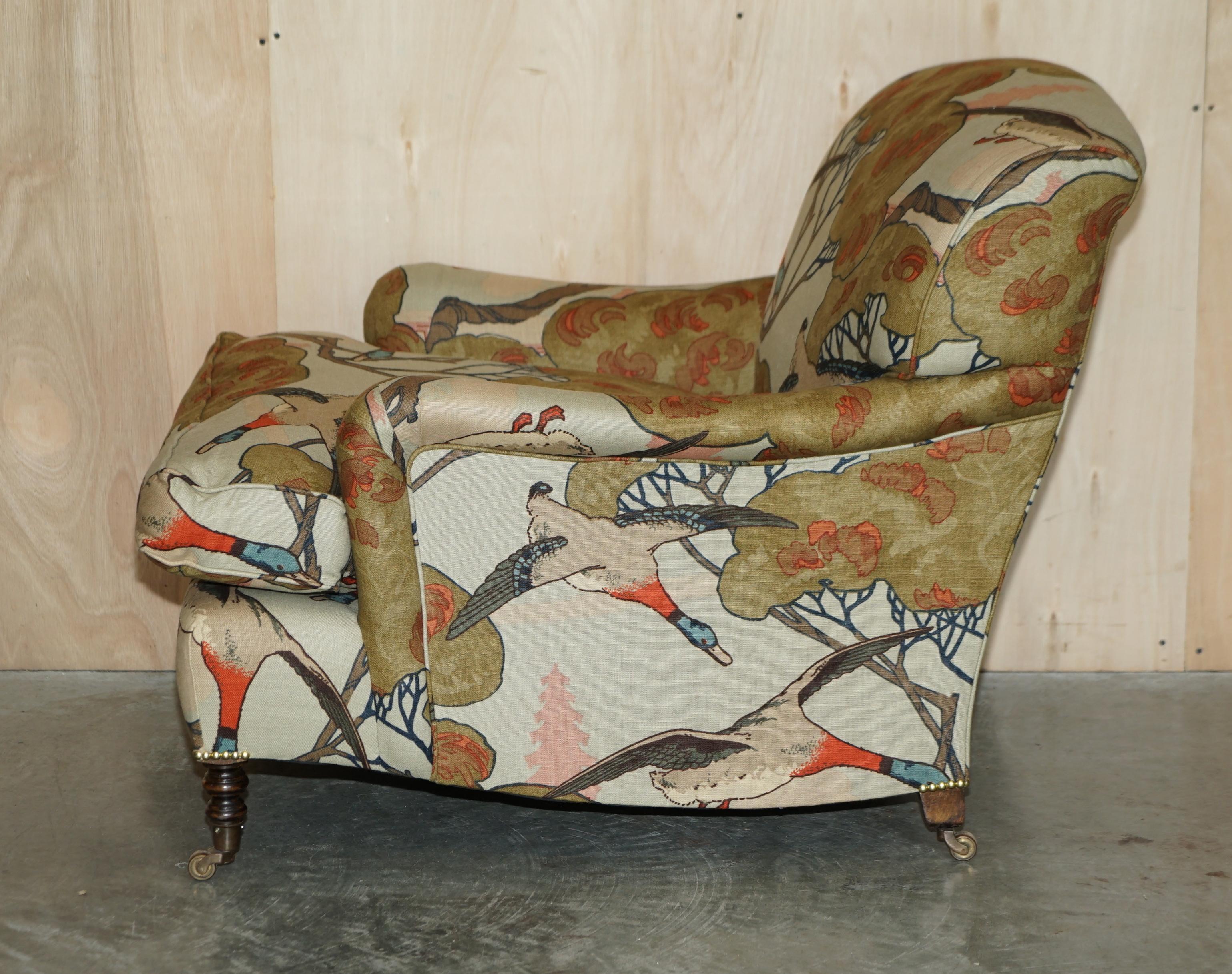 PAIR OF GEORGE SMITH HOWARD SIGNATURE SCROLL ARM MULBERRY FLYING DUCKS ARMCHAiRS 7