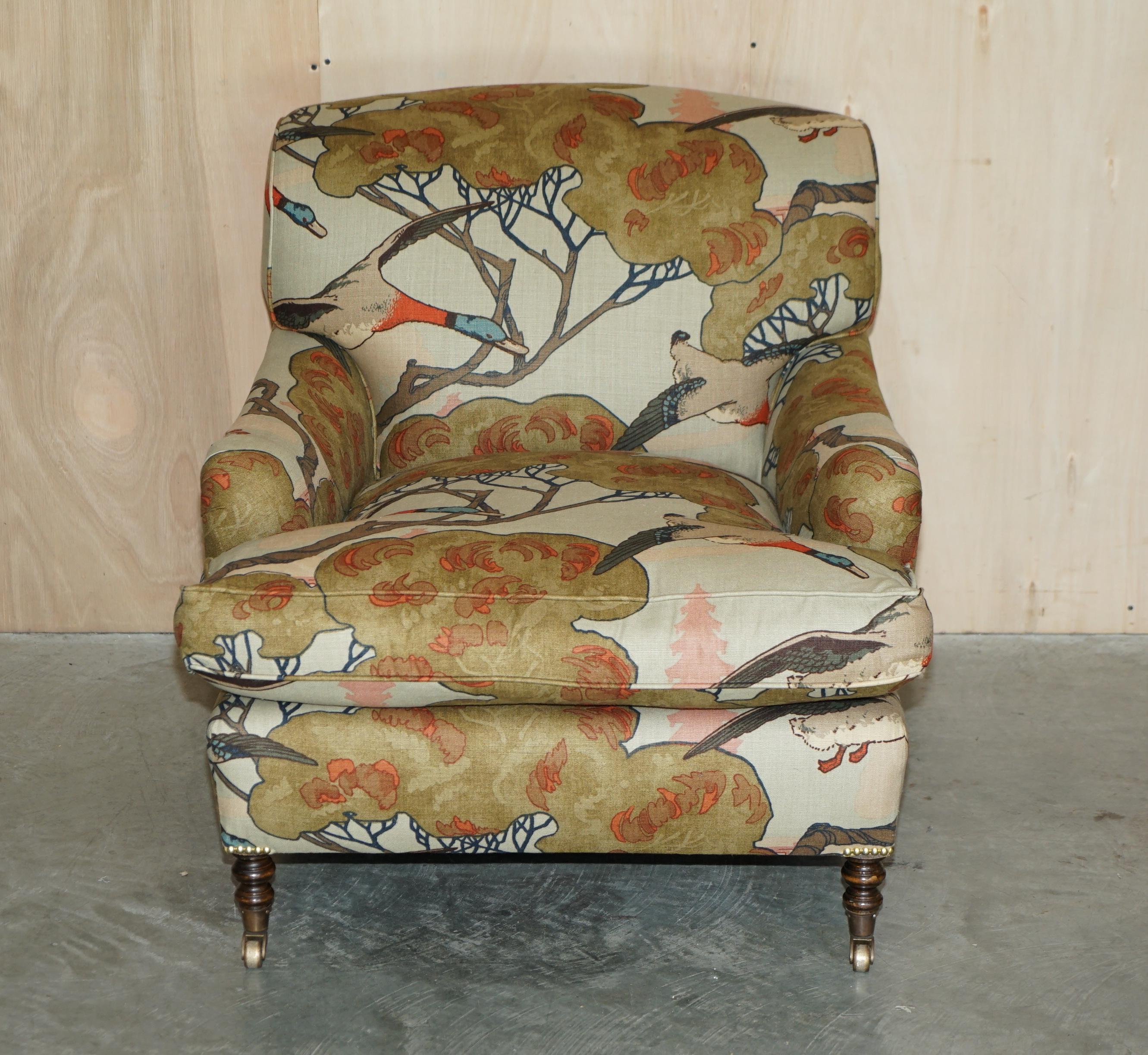 Country PAIR OF GEORGE SMITH HOWARD SIGNATURE SCROLL ARM MULBERRY FLYING DUCKS ARMCHAiRS