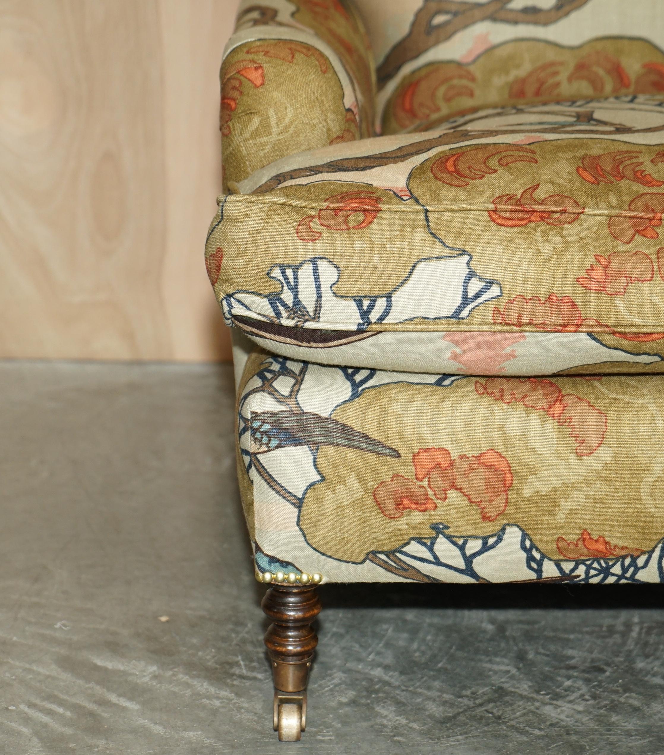 PAIR OF GEORGE SMITH HOWARD SIGNATURE SCROLL ARM MULBERRY FLYING DUCKS ARMCHAiRS In Good Condition In West Sussex, Pulborough