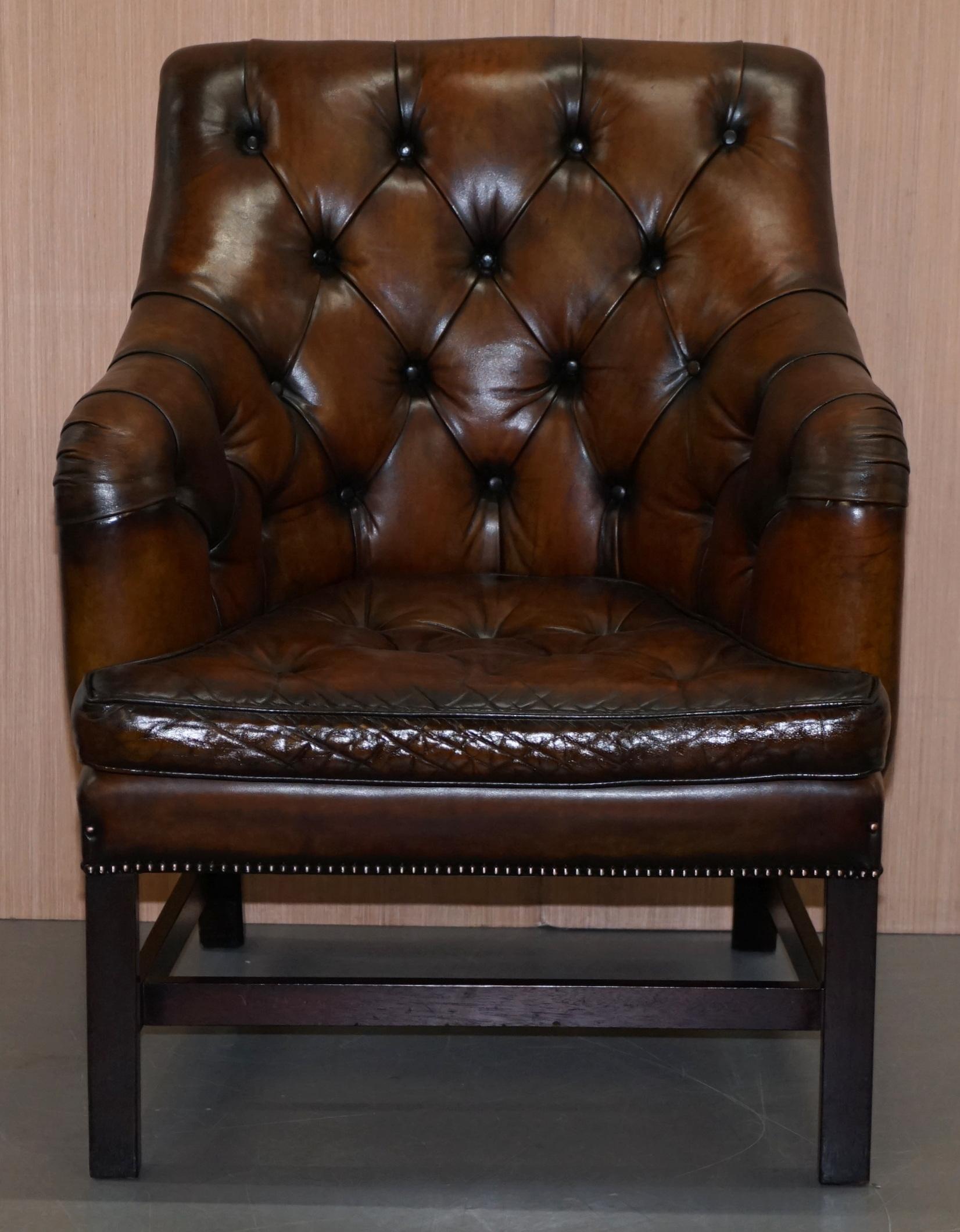 Georgian Pair of George Smith Restored Brown Leather Occasional Armchairs Desk For Sale