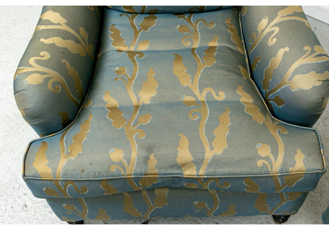 Paar George Smith Signature Loungesessel für die Restaurierung (#1) im Zustand „Starke Gebrauchsspuren“ im Angebot in Bridgeport, CT
