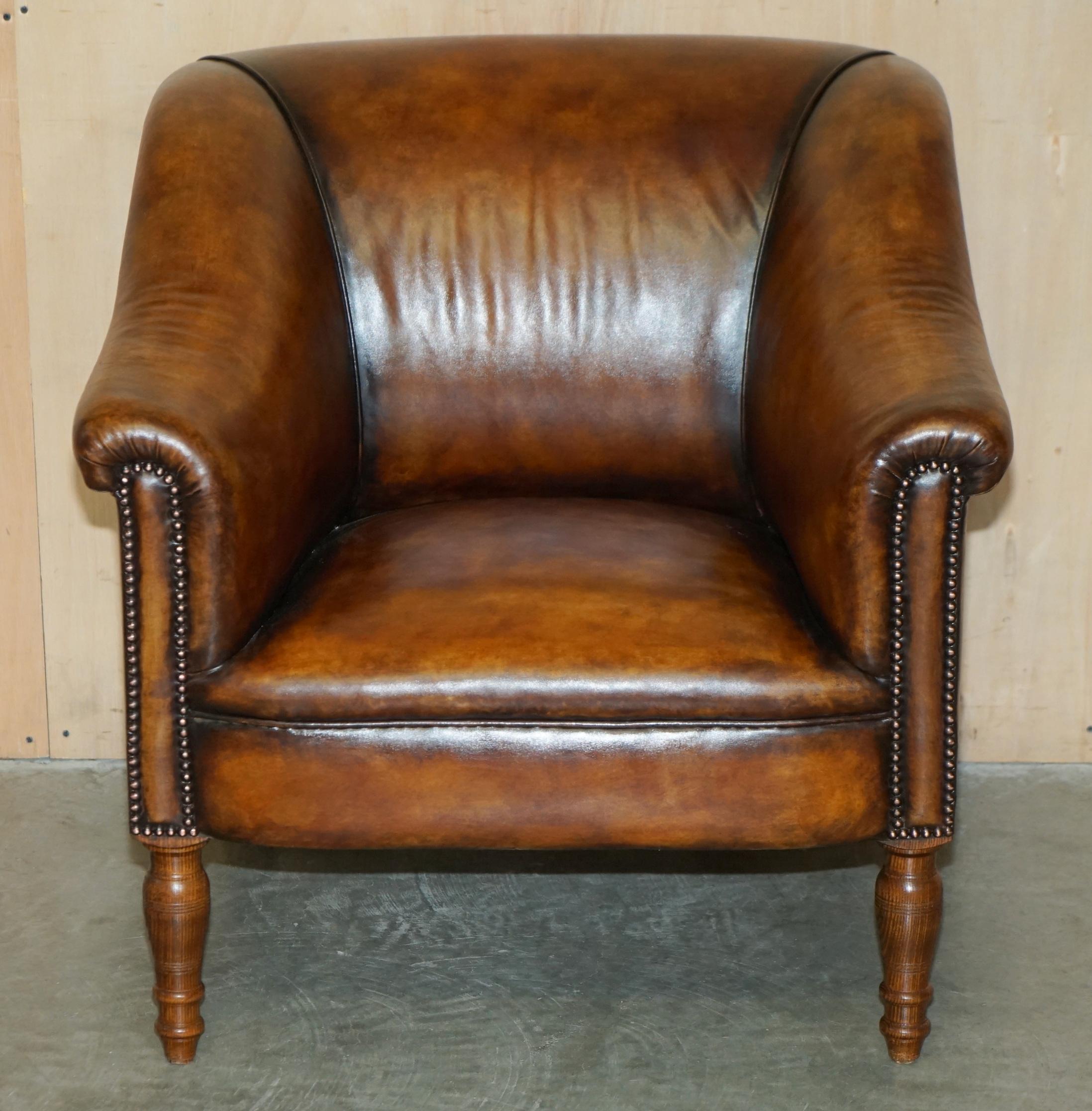 PAIR OF GEORGE SMITH SOMERVILLE RESTORED BROWN LEATHER ARMCHAiRS For Sale 6