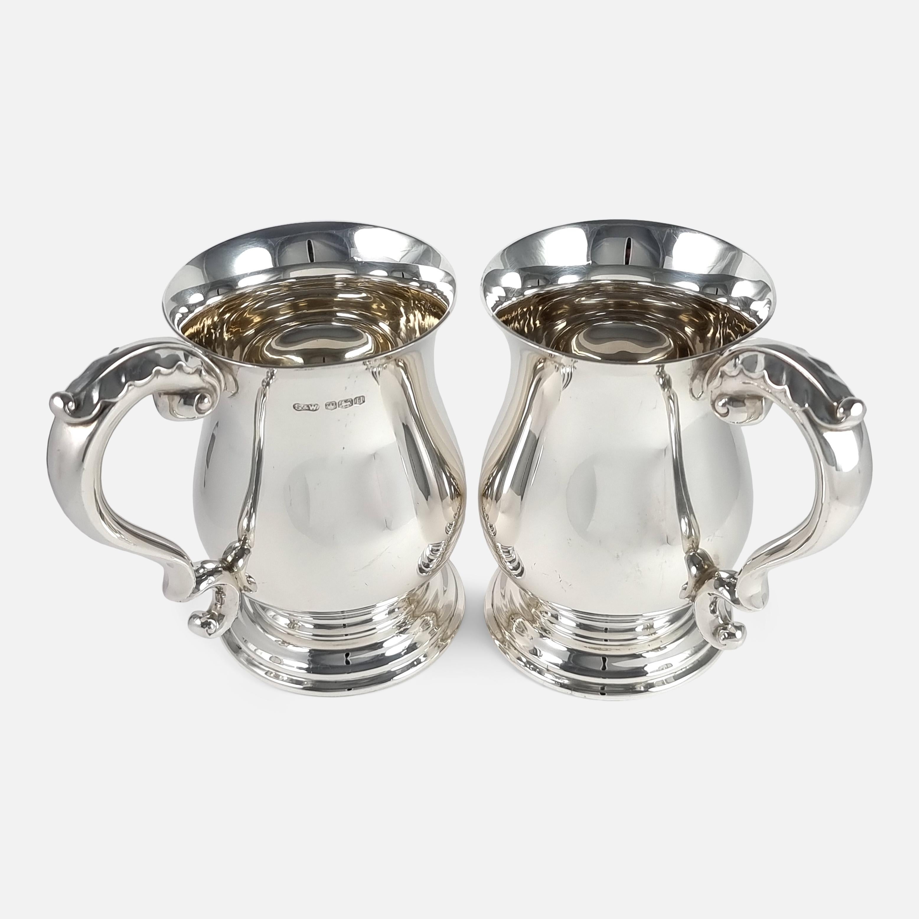 British Pair of George VI Sterling Silver Mugs, 1950 For Sale