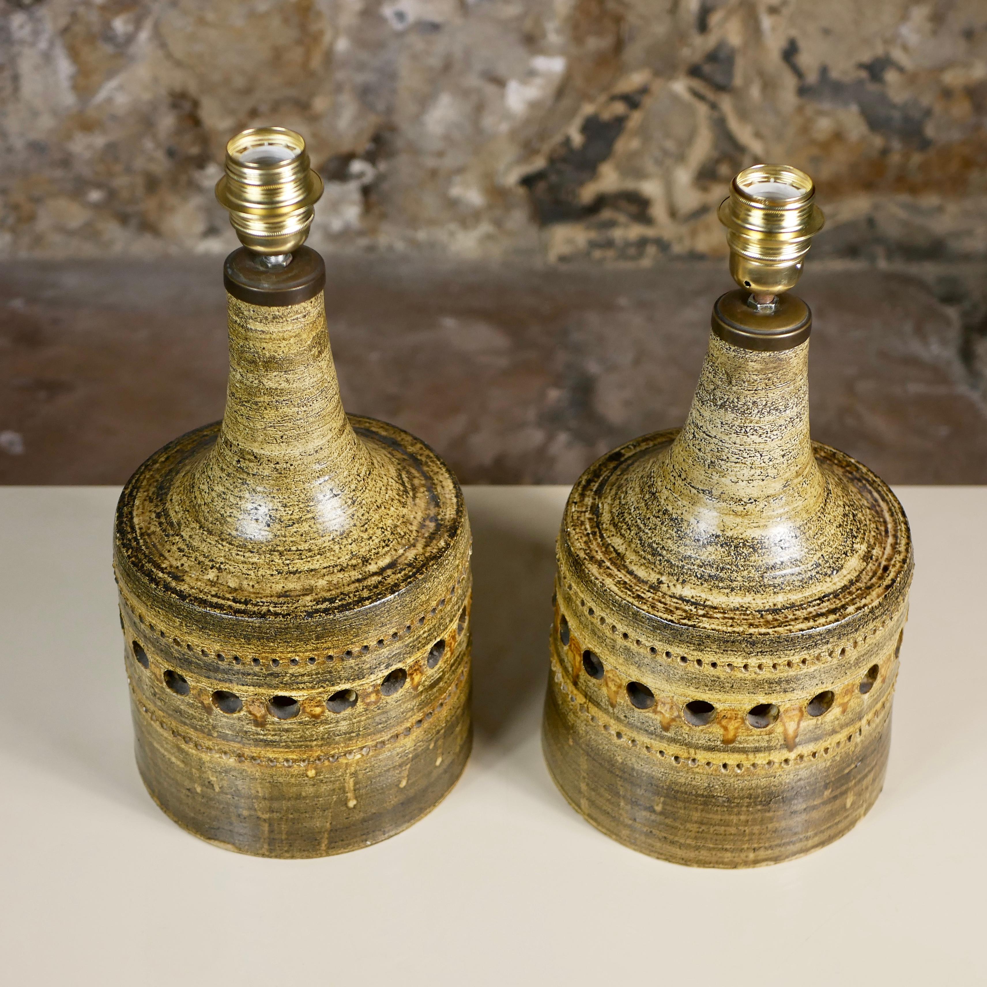 Mid-Century Modern Pair of Georges Pelletier ceramic lamps, made in France, 1960s