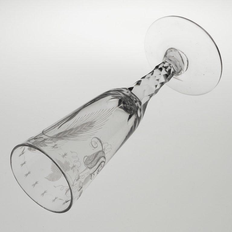 Pareja de copas de cerveza georgianas con tallos facetados c1780 en venta 2