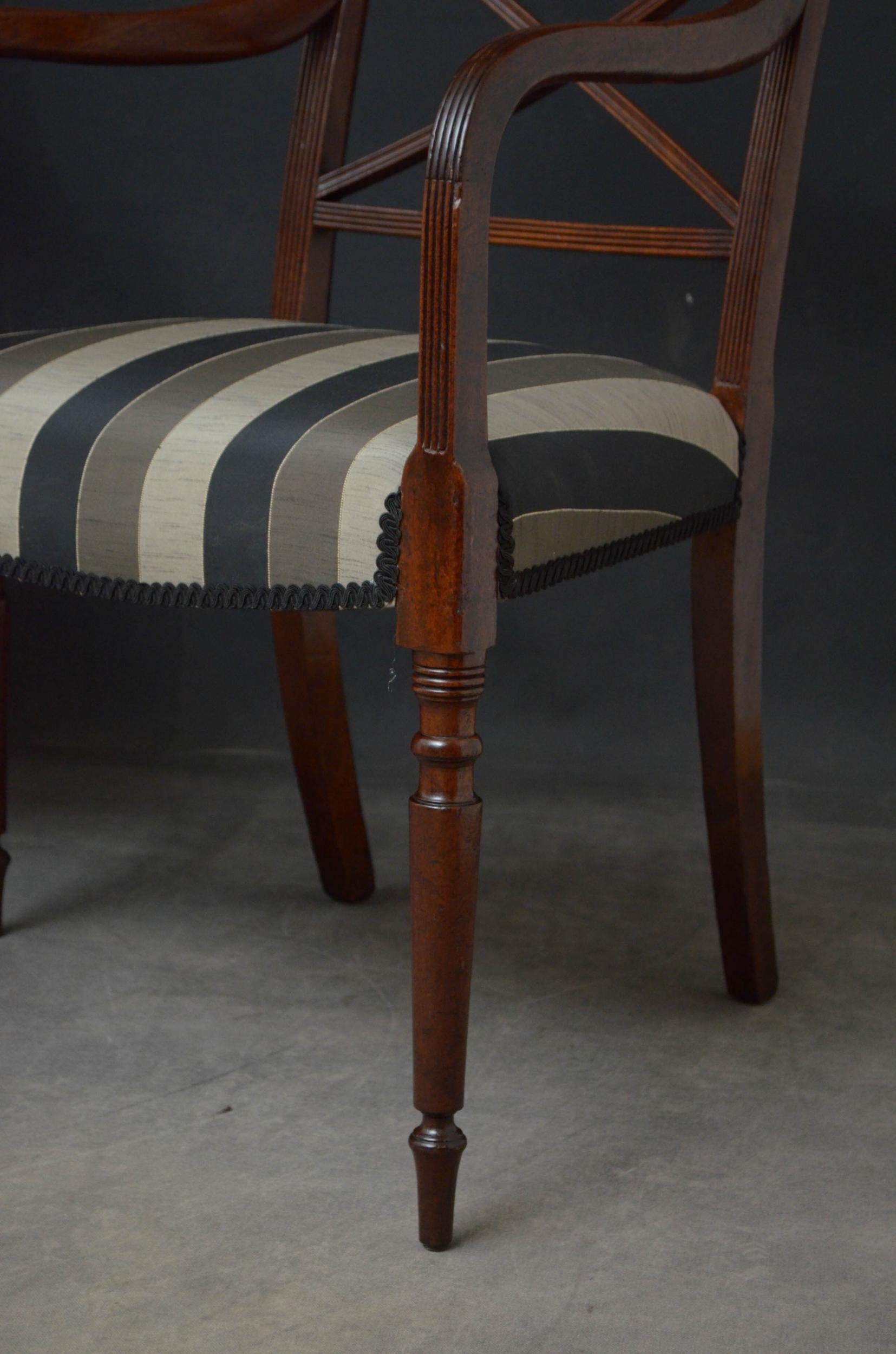 Pair of Georgian Carver Chairs in Mahogany 6