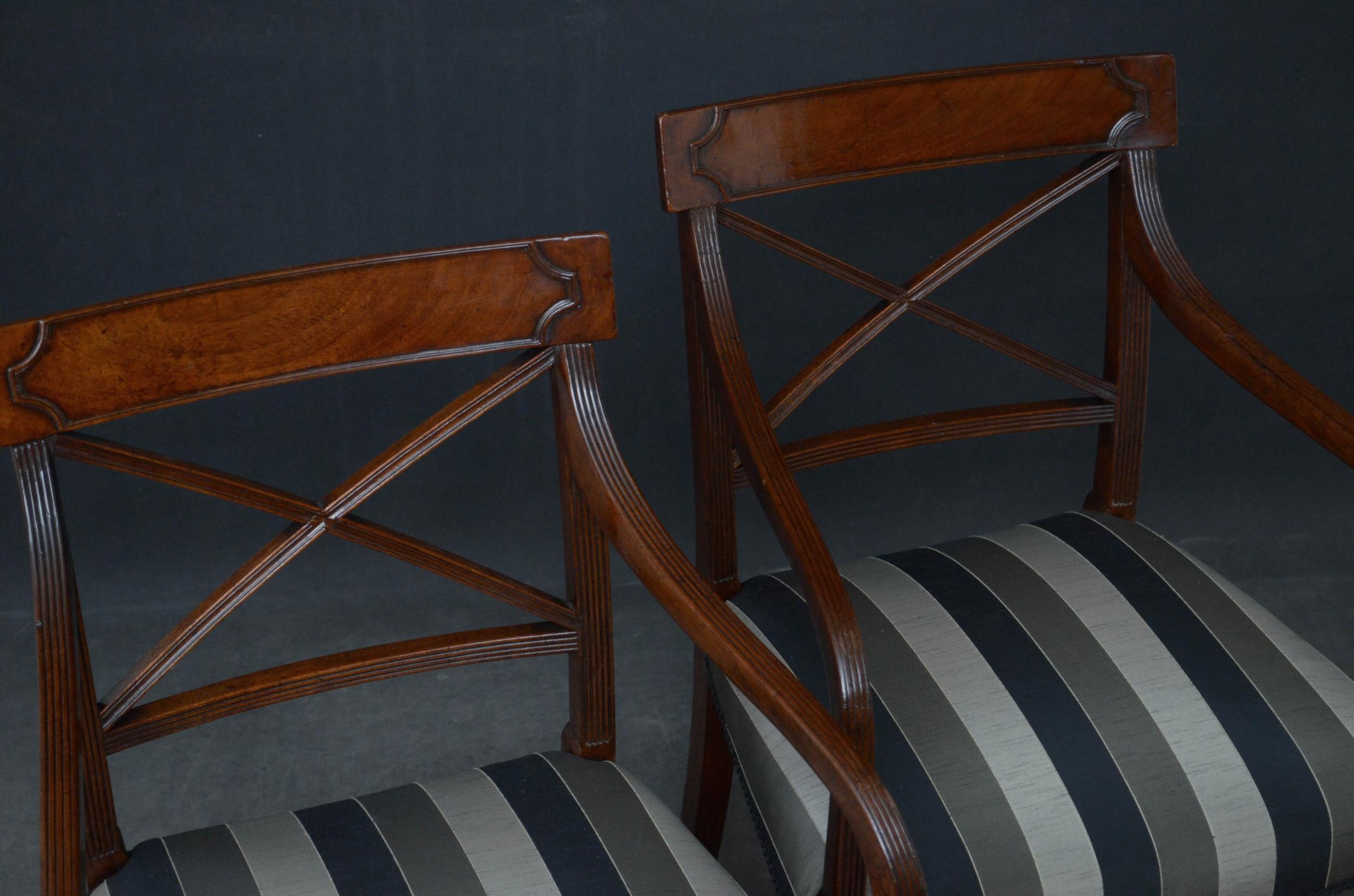 British Pair of Georgian Carver Chairs in Mahogany