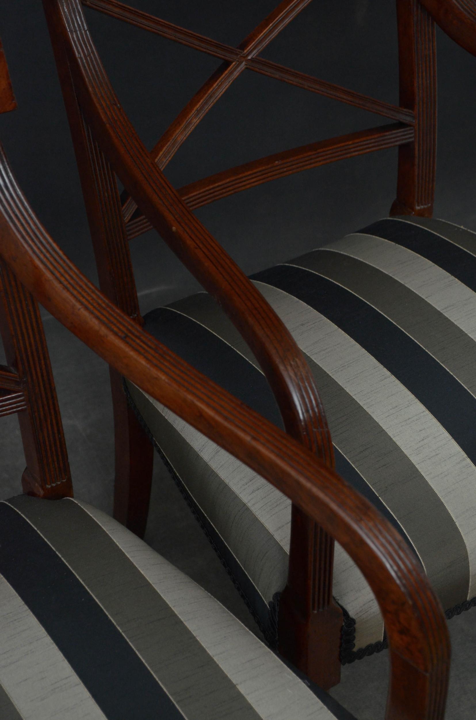 Pair of Georgian Carver Chairs in Mahogany 2