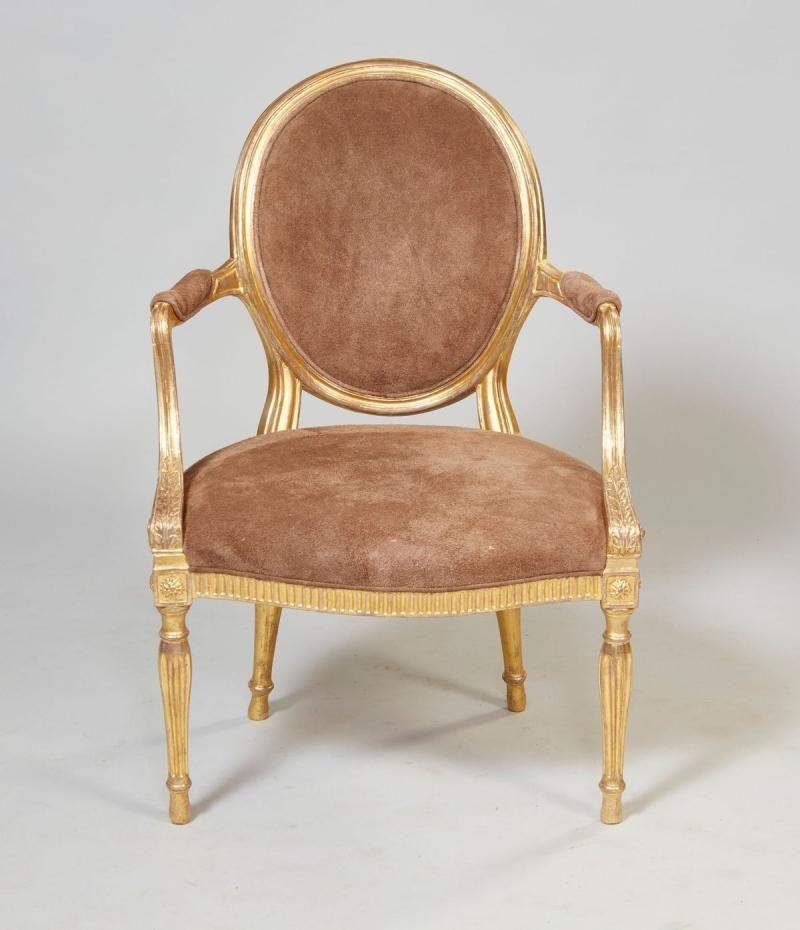 Paire de fauteuils en bois dor gorgien Bon état - En vente à Greenwich, CT