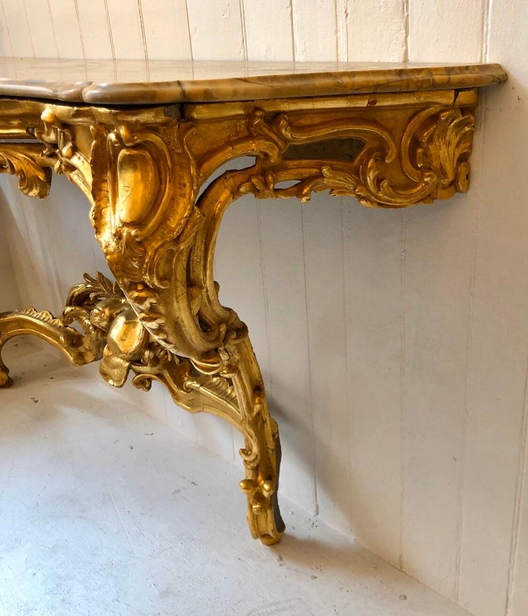 Pair of Georgian Irish Giltwood Consoles with Scagliola Marble Tops For Sale 3