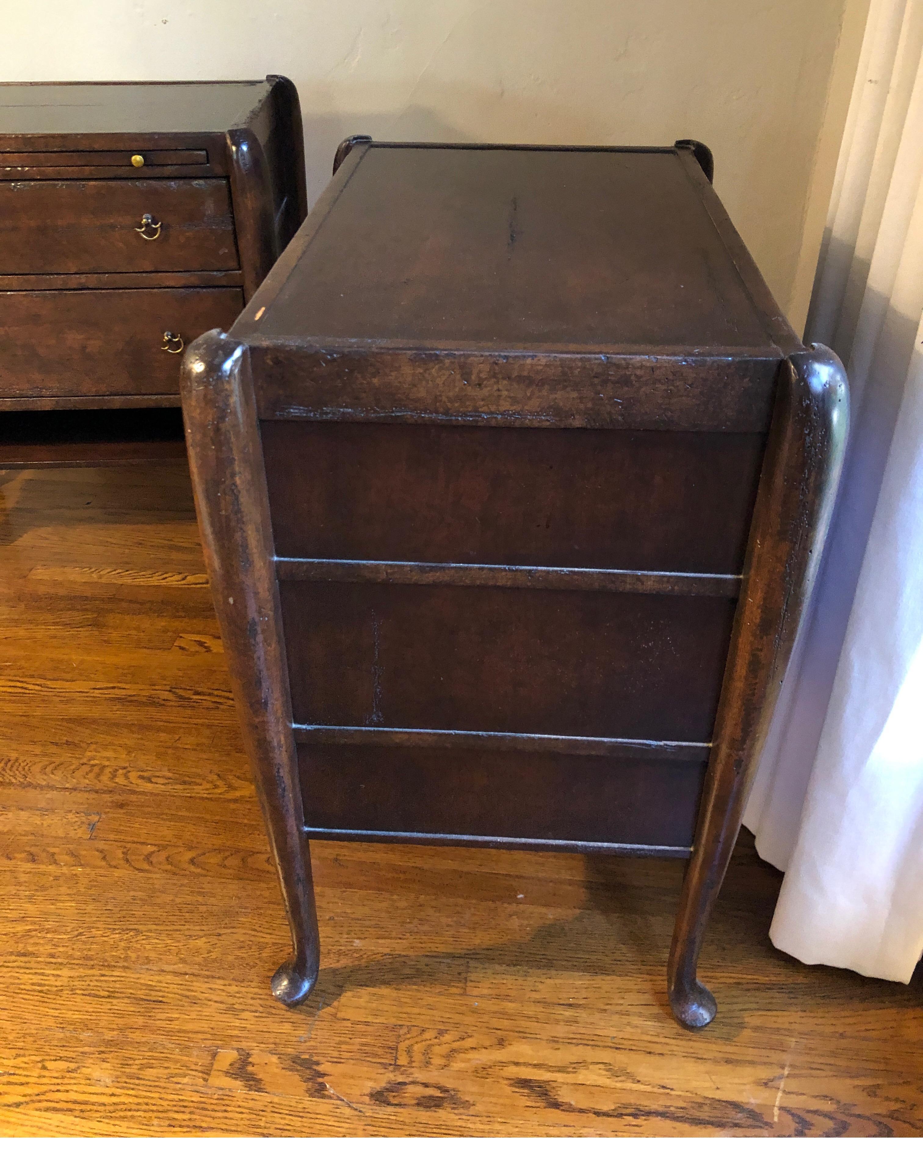 Pair of Georgian Period Walnut Tray Top Commodes/Bedside Tables 5