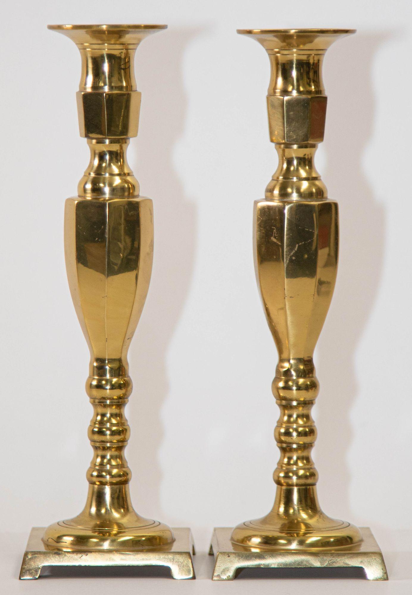 Pair of Georgian Polished Brass Candlesticks For Sale 5