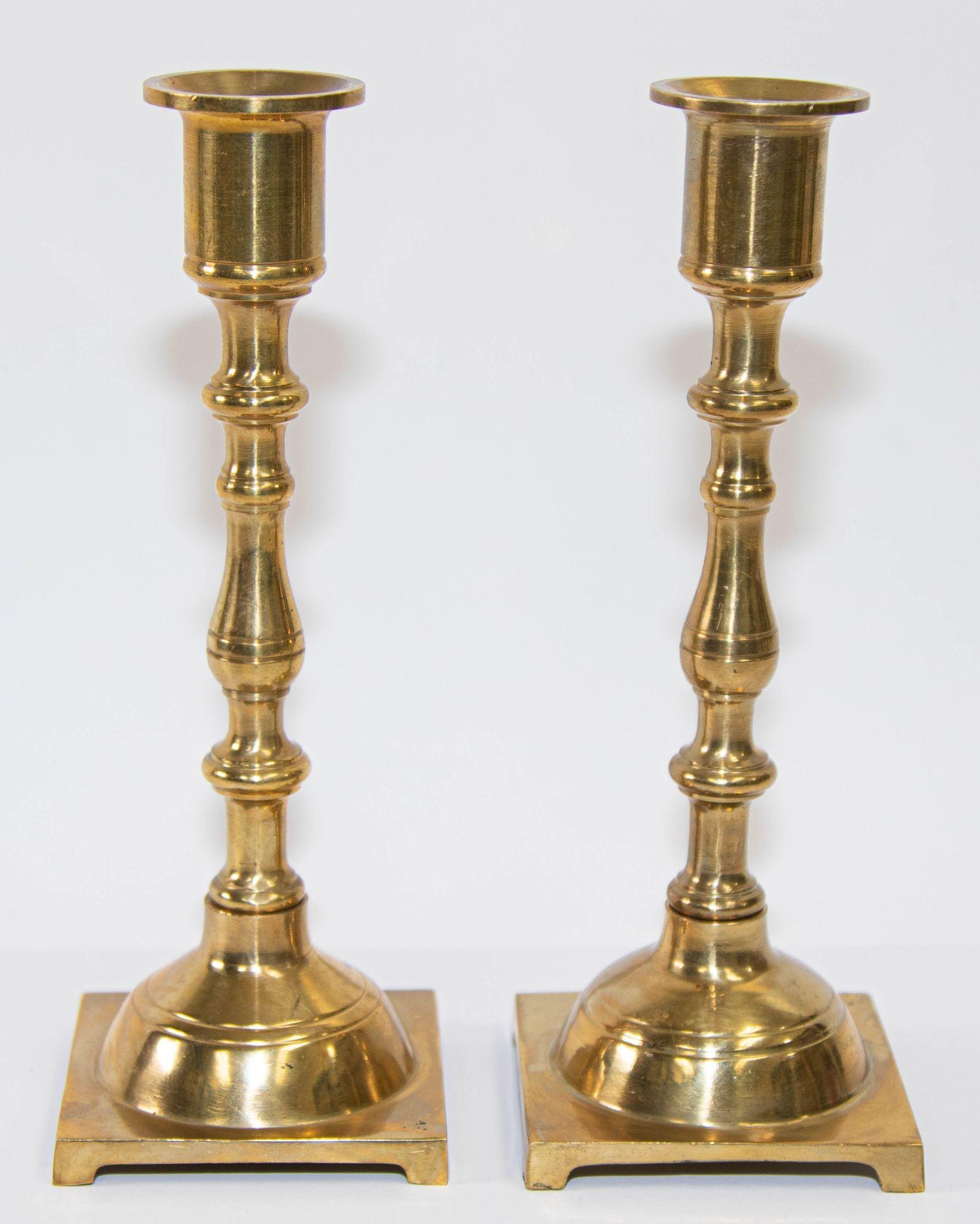 Victorian Pair of Georgian Polished Brass Candlesticks with Square Base For Sale