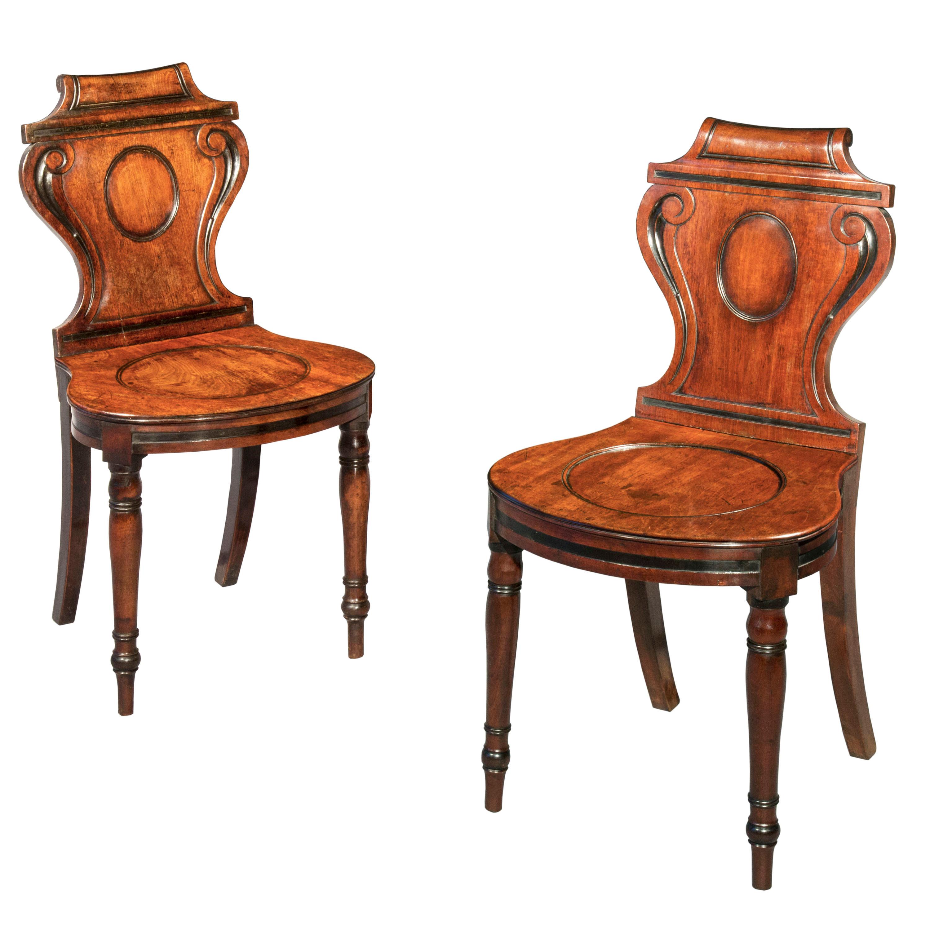 Pair of Georgian Regency Hall Chairs, circa 1815 In Good Condition In Richmond, London