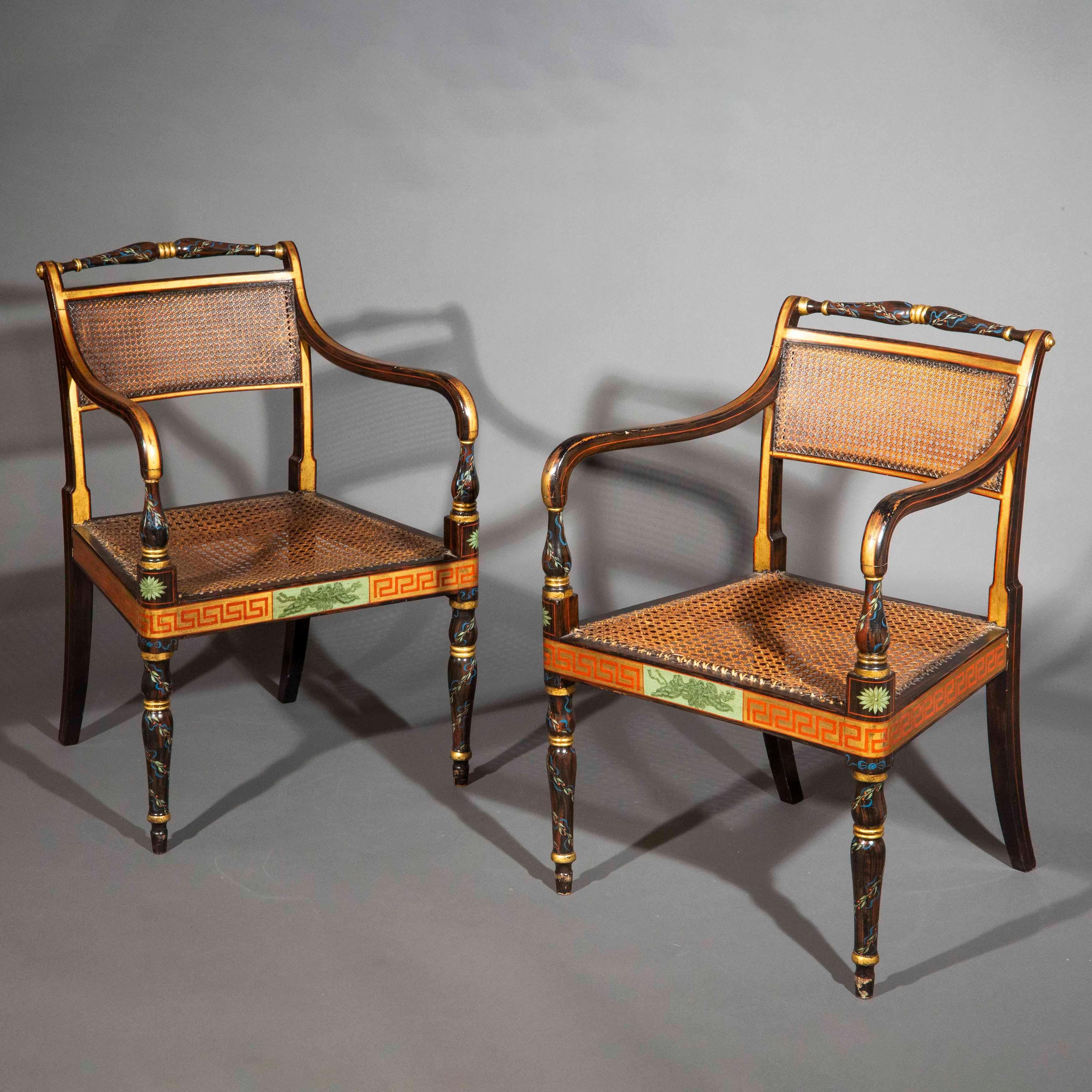 XIXe siècle Paire de fauteuils peints Regency en vente