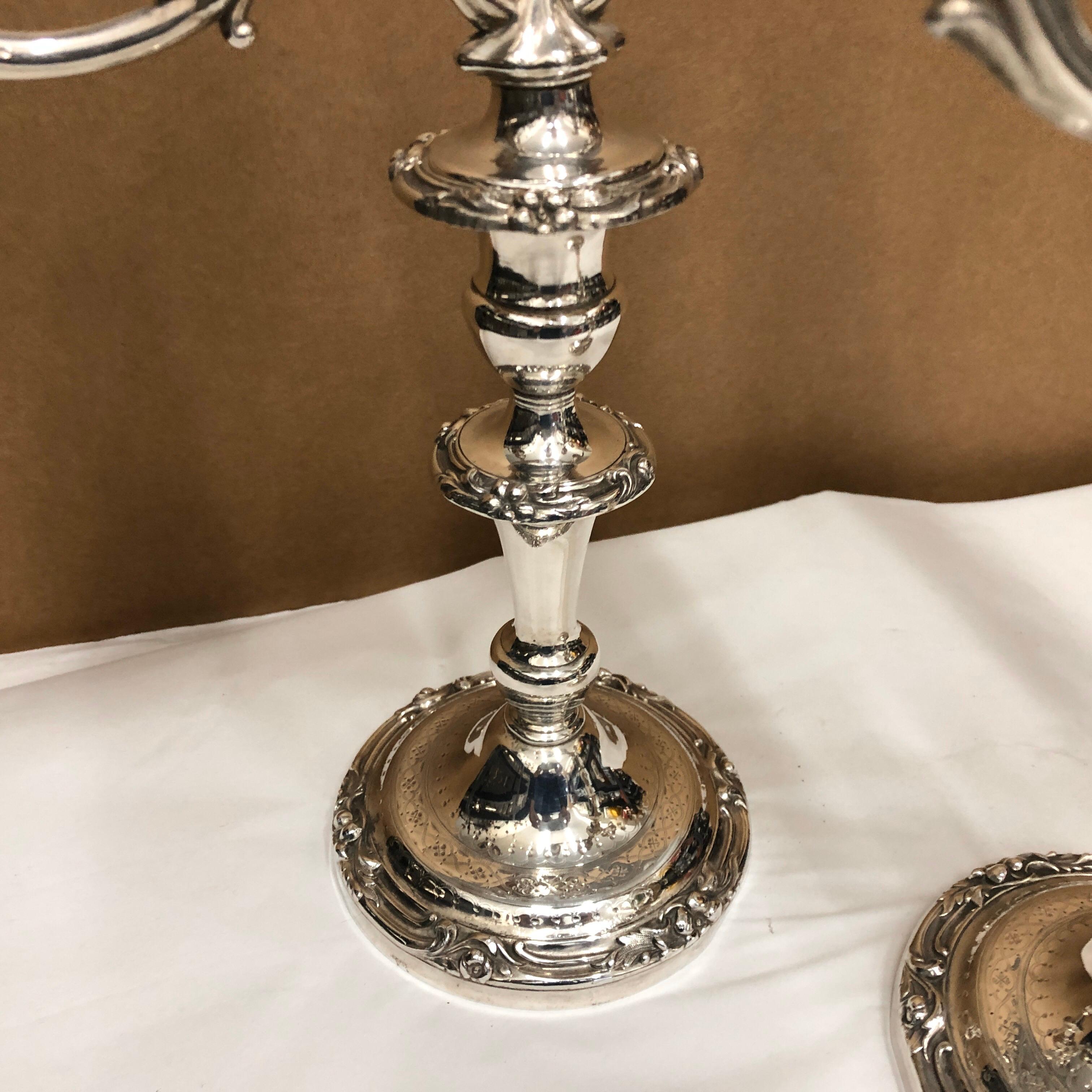 Pair of Georgian Sheffield Plate Three Arms Candelabras, circa 1850 In Good Condition In Aci Castello, IT