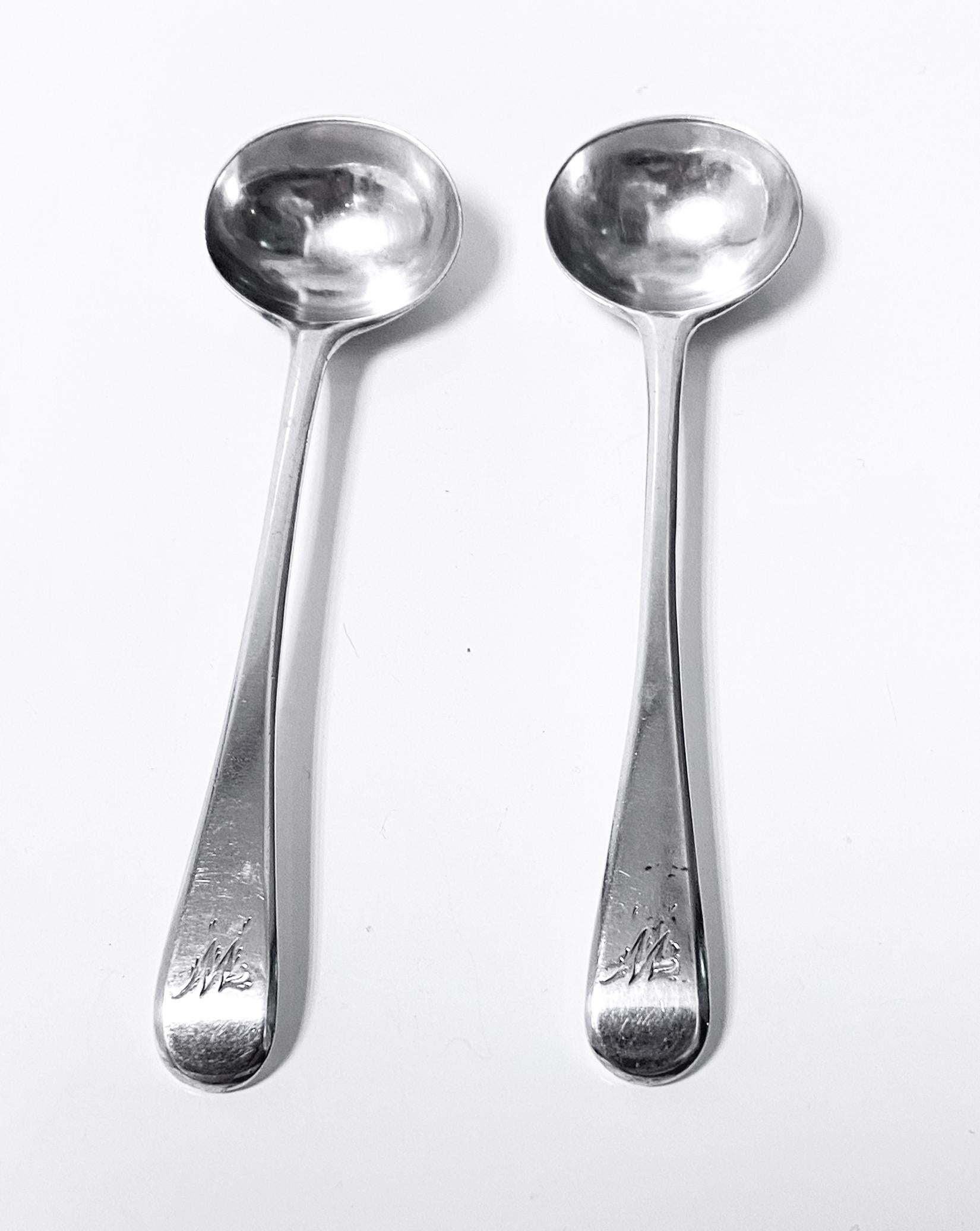 Pair of Georgian Silver Salt spoons, Peter, Ann and William Bateman, London 1804. Old English pattern, initial W. Length: 4 inches. Weight: 21 gm.