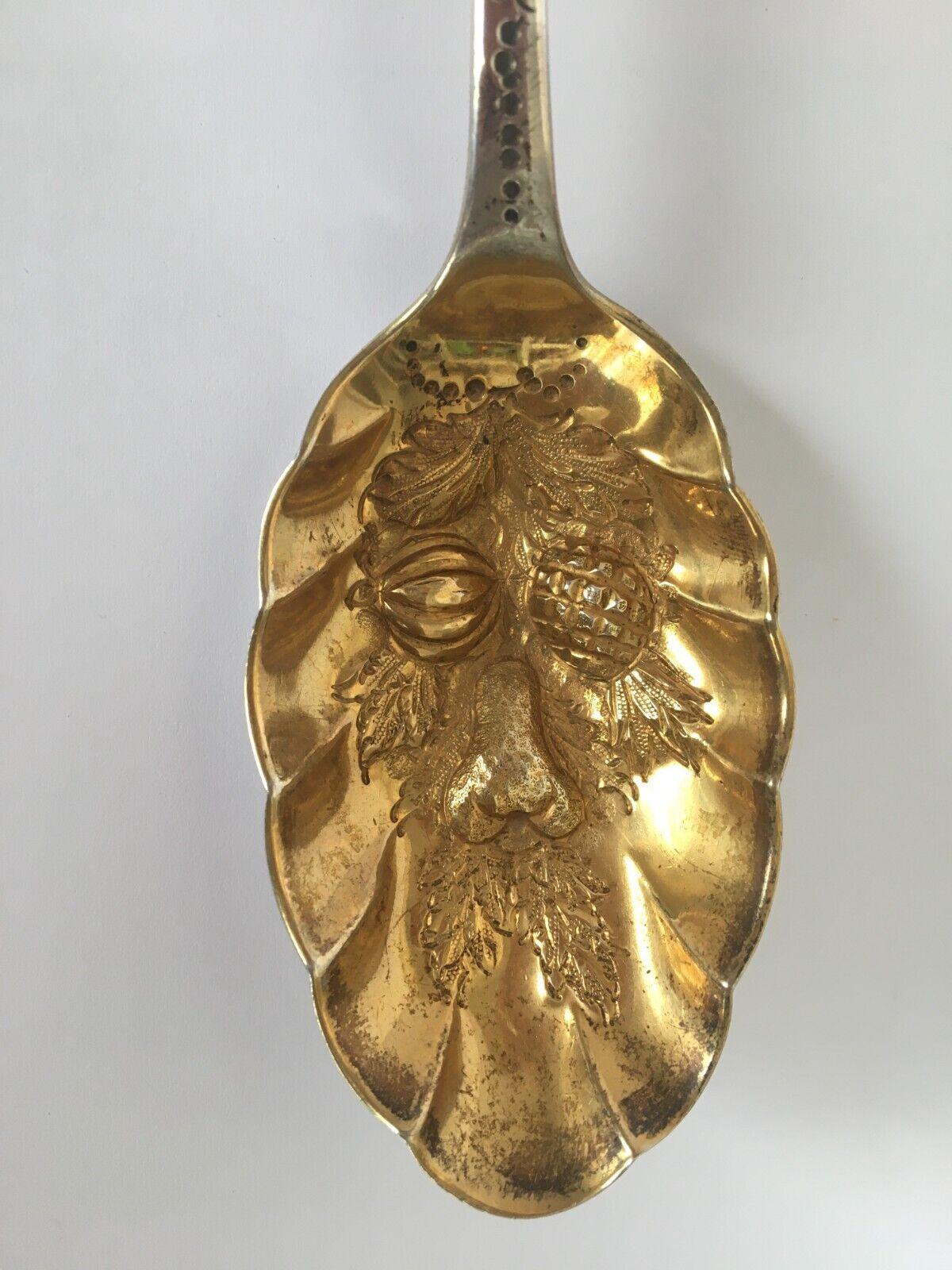 Pair of Georgian Sterling Silver and Gilt Fruit Serving Spoons, 1815 For Sale 6