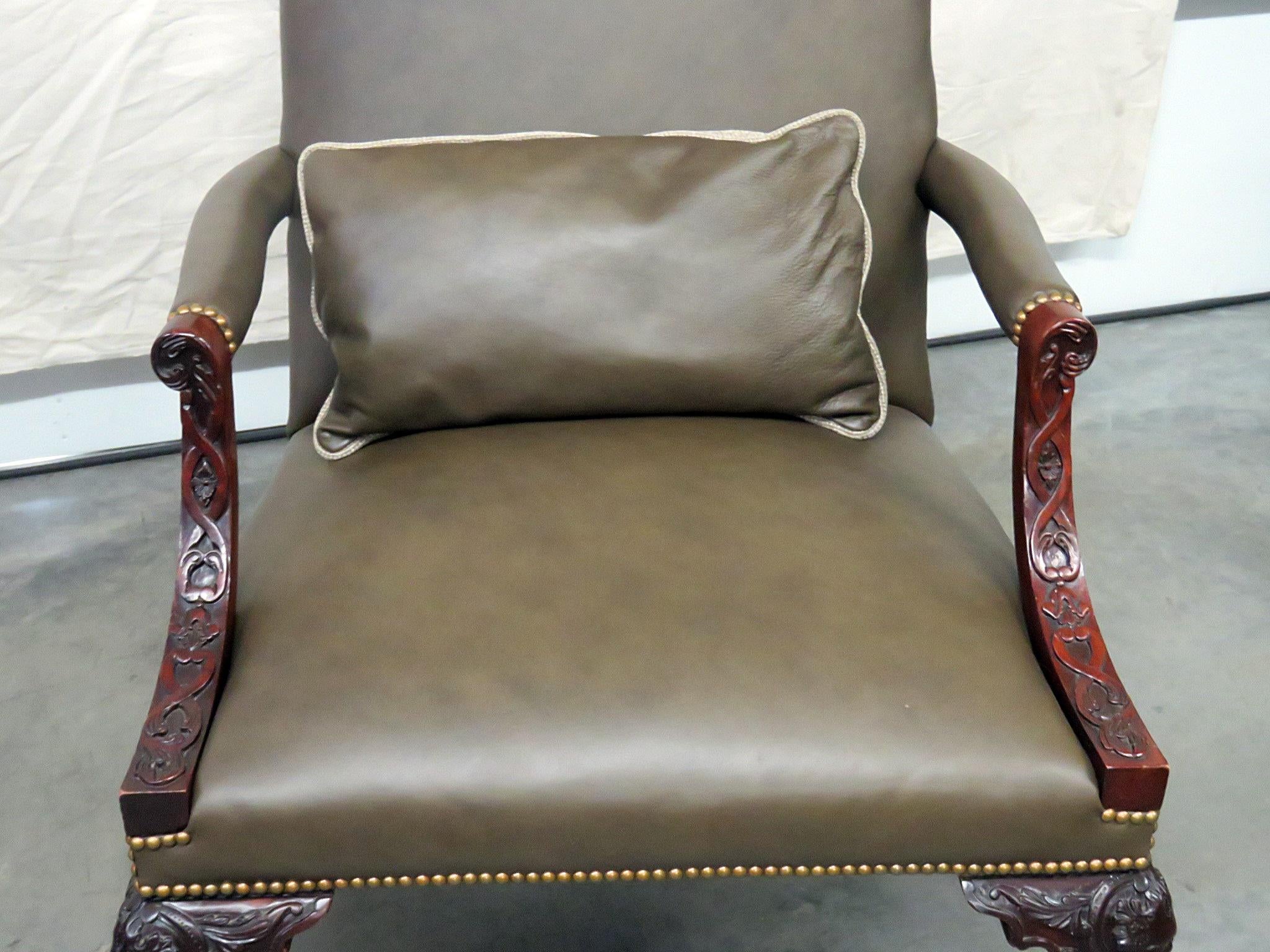 20th Century Pair of Large Leather Carved Mahogany Georgian Style Armchairs