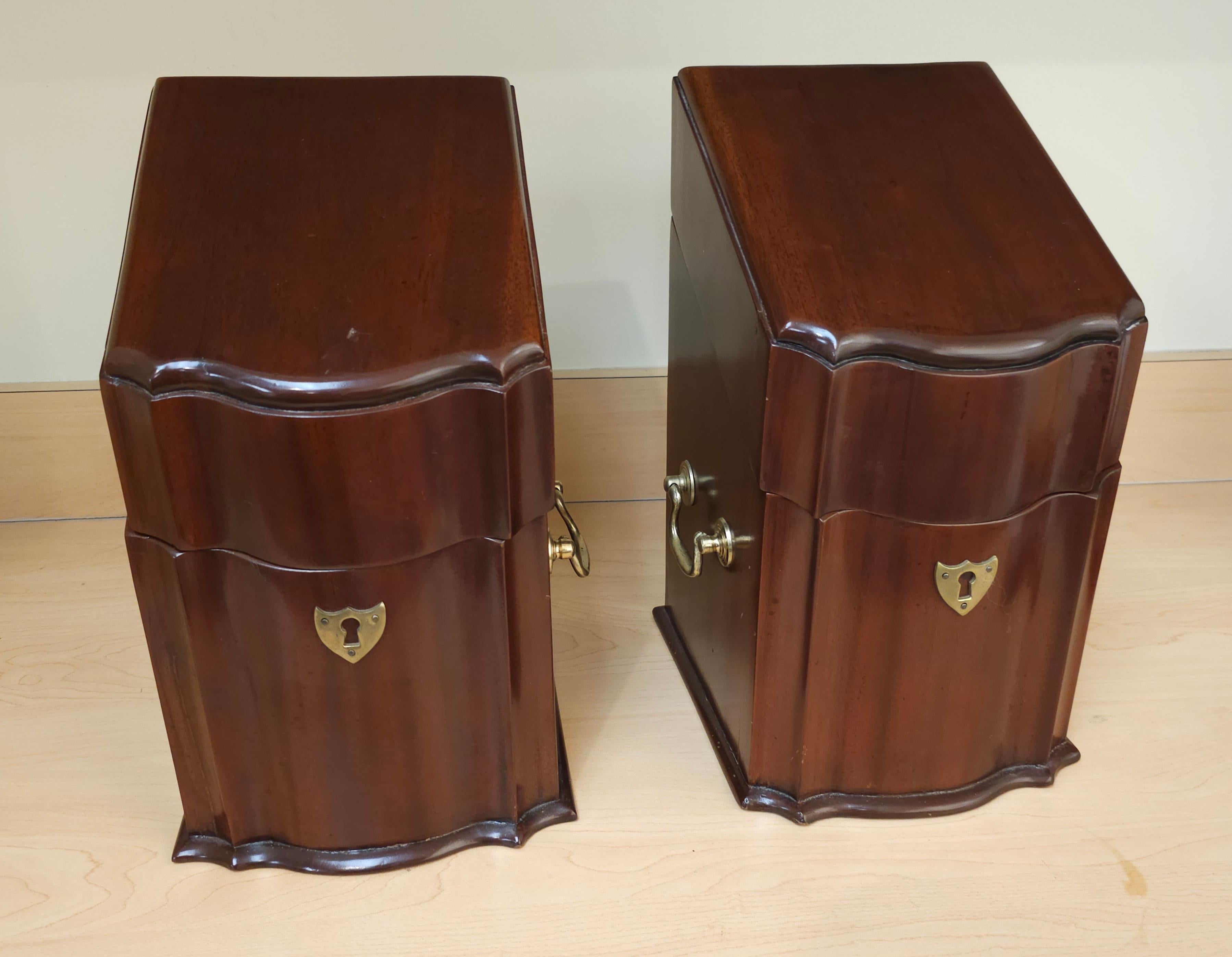 Gorgeous Pair Of Georgian Style Brass Mounted Mahogany Knife Boxes in great vintage condition. Interior is brown felt lined. Measure 7.5