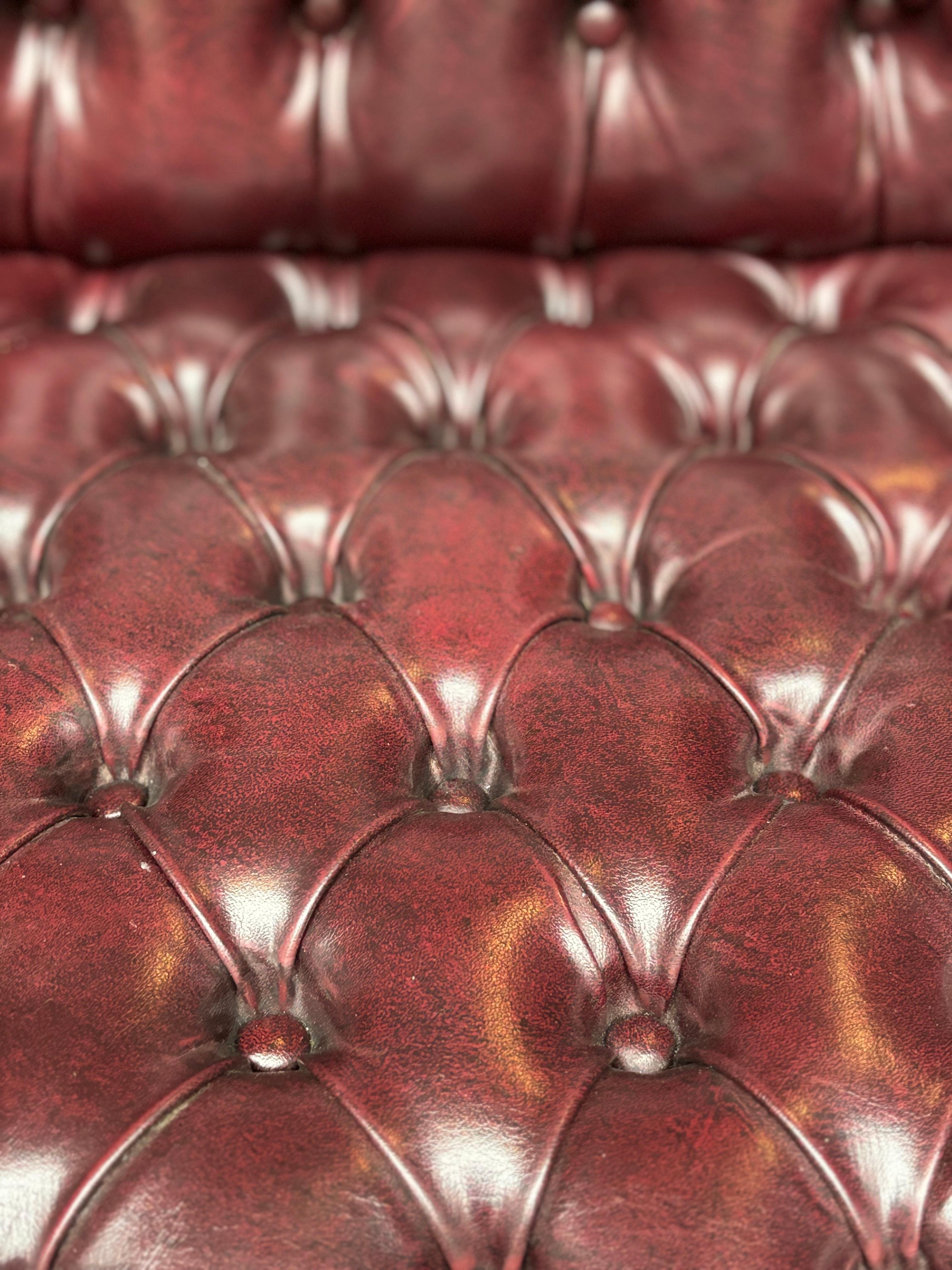 Pair of Georgian Style Burgundy Leather Gainsborough Armchairs For Sale 3