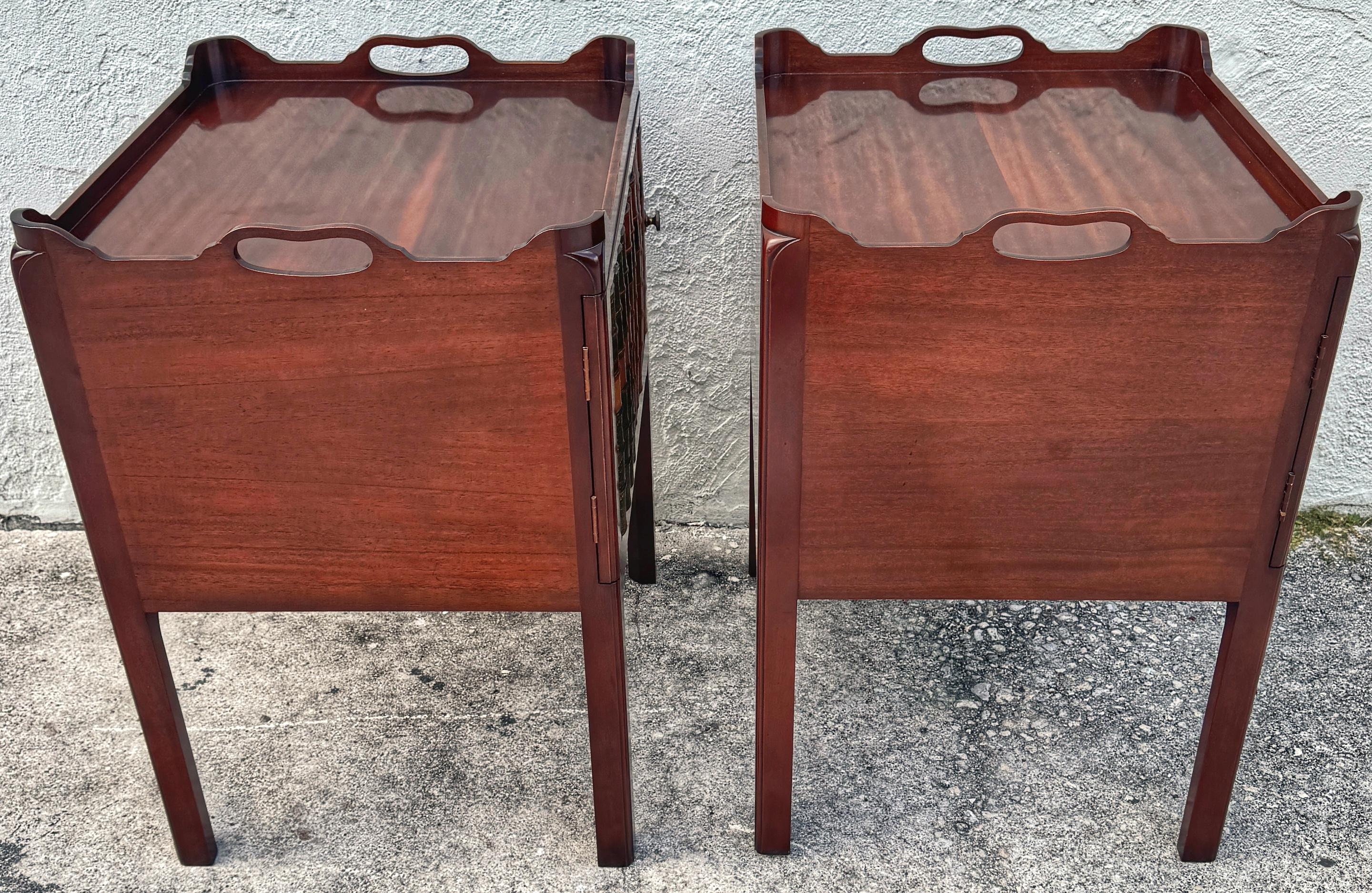Pair of Georgian Style Mahogany & Leather Book Spine Front End Tables  For Sale 1