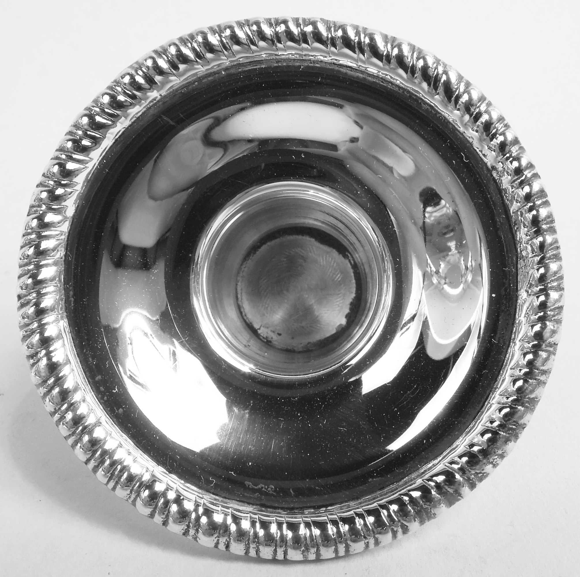 Americano Coppia di candelieri in argento sterling in stile georgiano di Currier & Roby in vendita