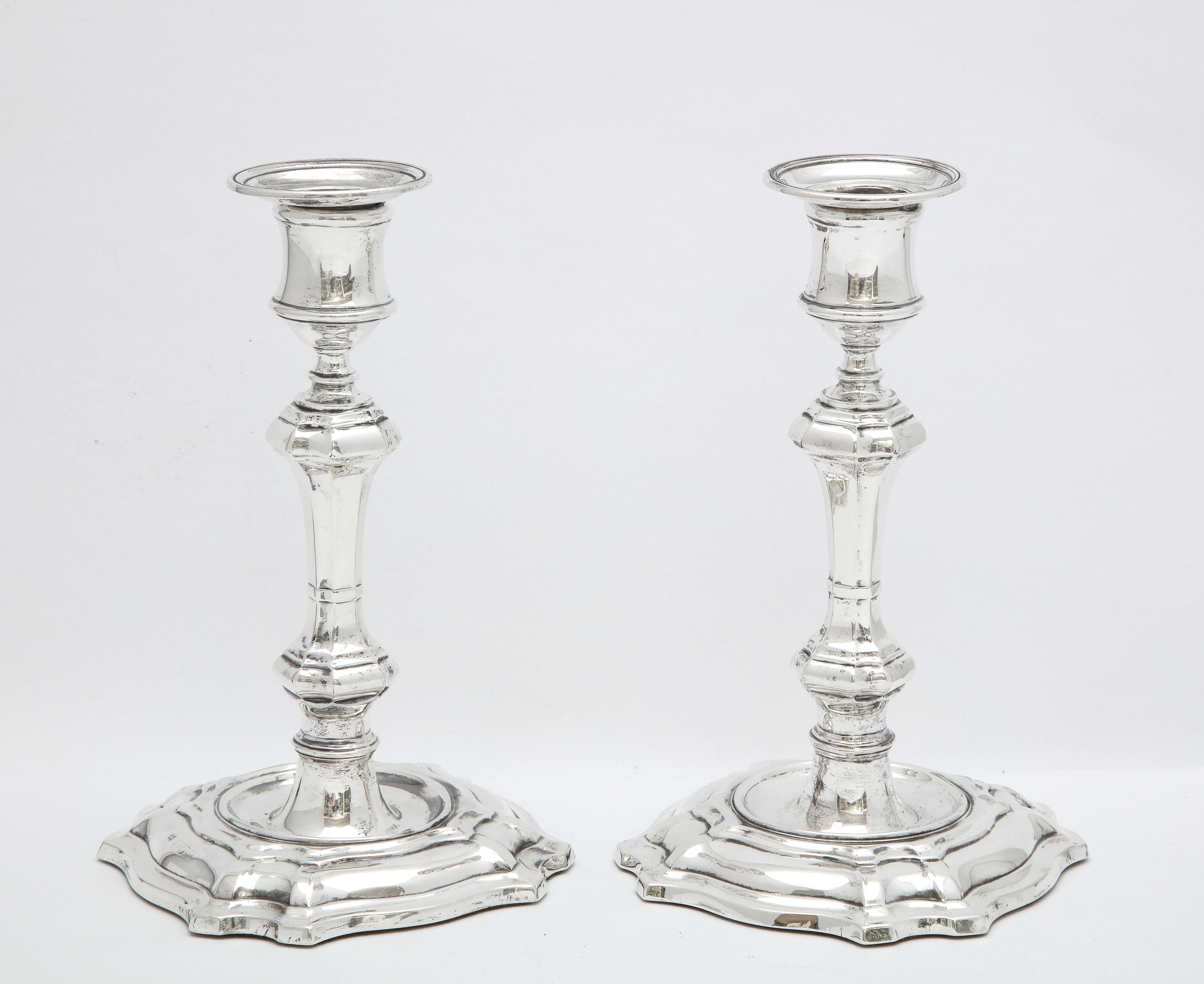 English Pair of Georgian-Style Sterling Silver Candlesticks by William Hutton & Sons