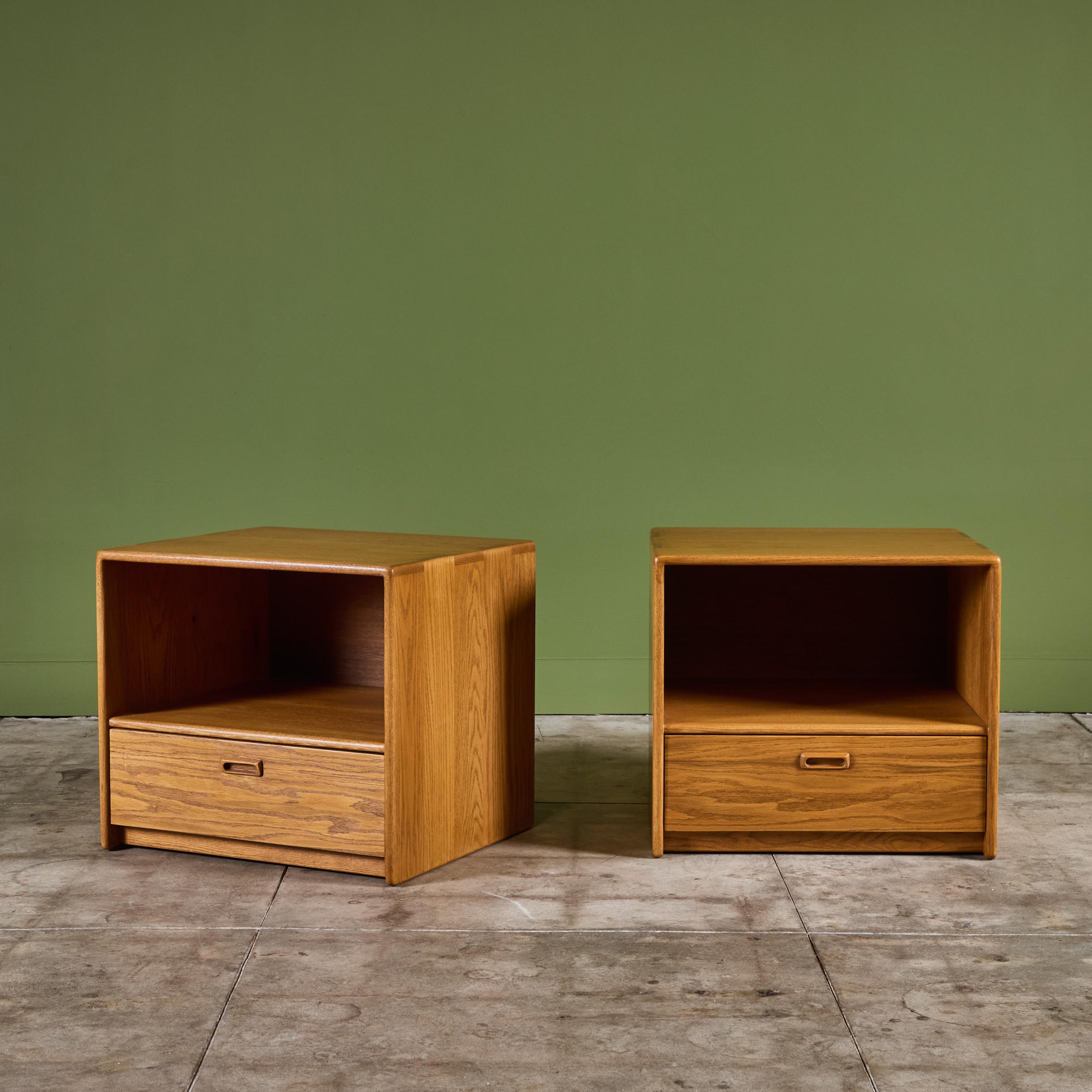Pair of Gerald McCabe Nightstands for Eon Furniture For Sale 4