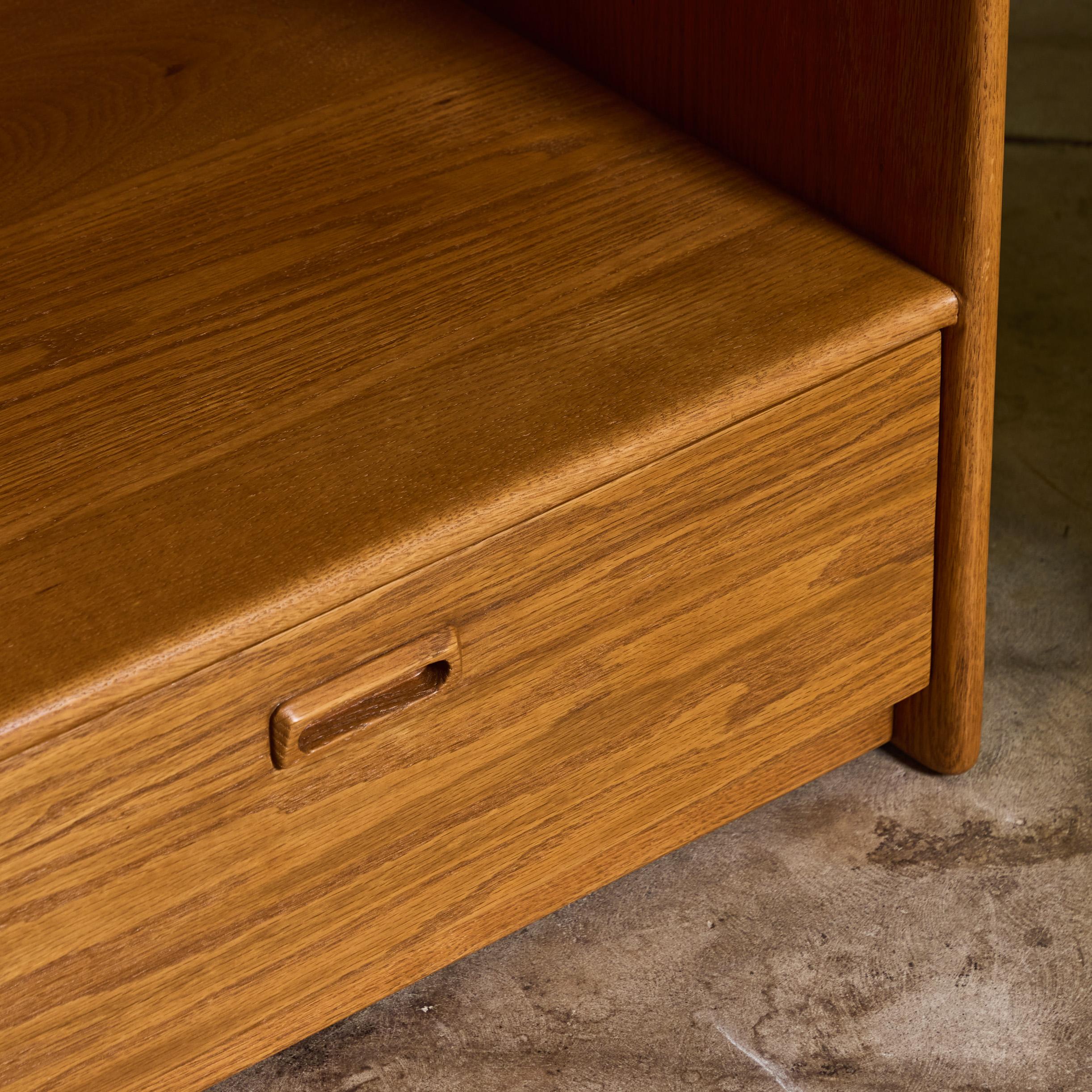 Pair of Gerald McCabe Nightstands for Eon Furniture For Sale 8