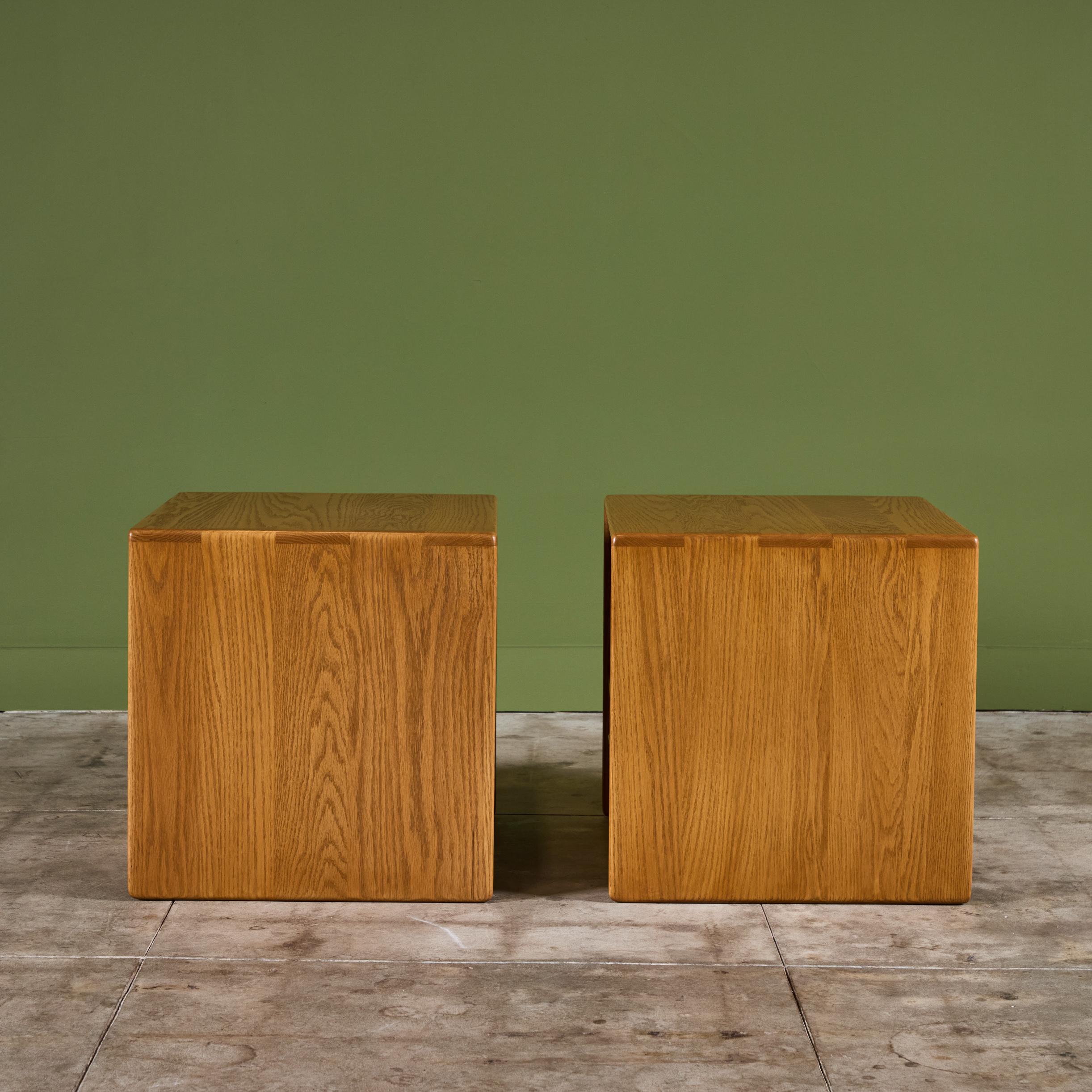 Pair of Gerald McCabe Nightstands for Eon Furniture In Excellent Condition For Sale In Los Angeles, CA