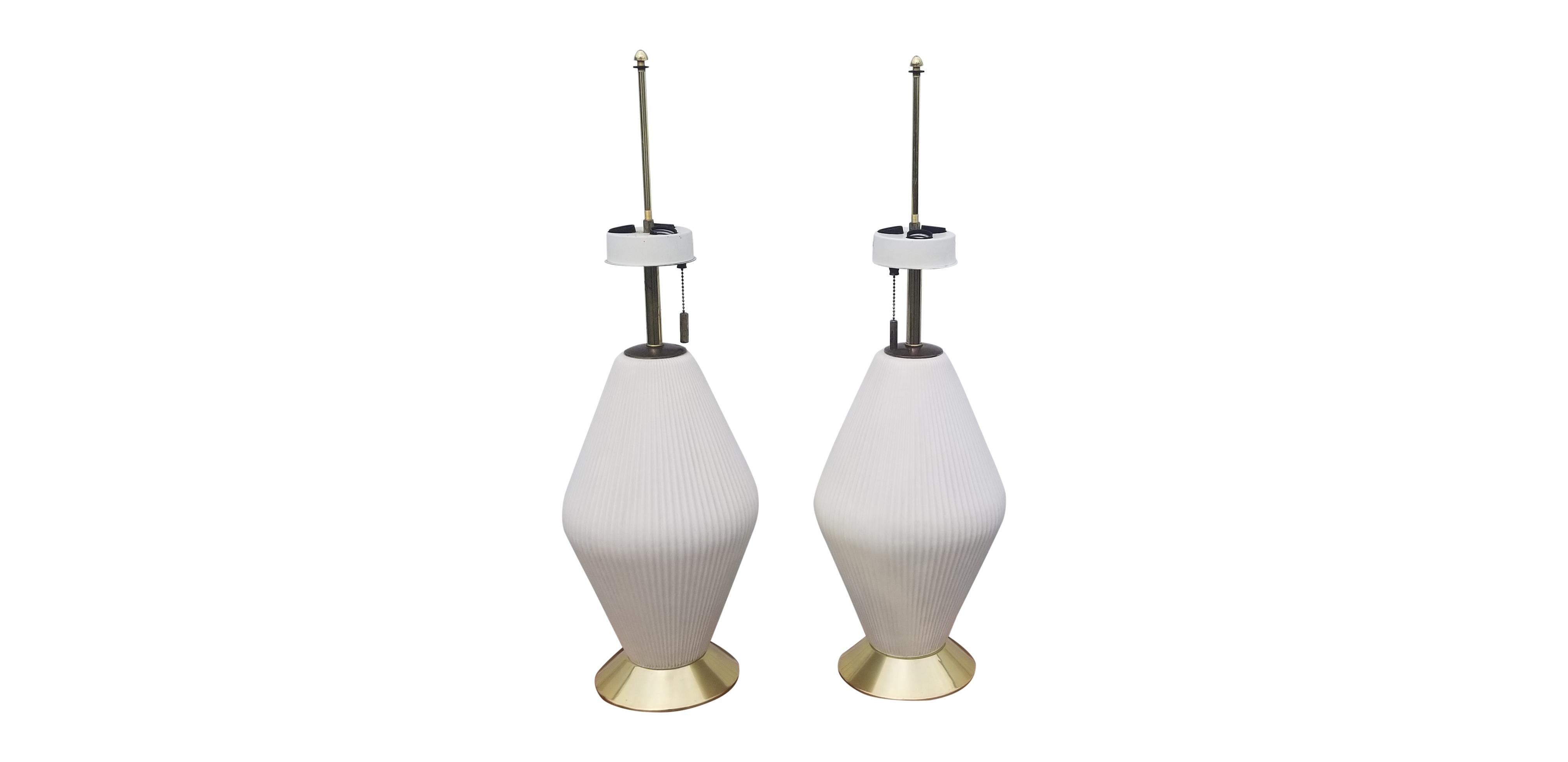 Pair of Gerald Thurston for Lightolier Porcelain Lamps 2