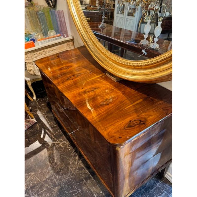 Pair of German 19th Century Walnut Biedermeier Commodes 2