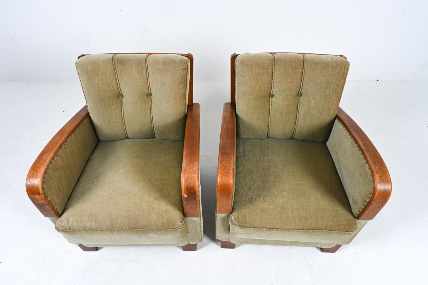 Pair of German Art Deco Oak Easy Chairs, c. 1940's For Sale 1