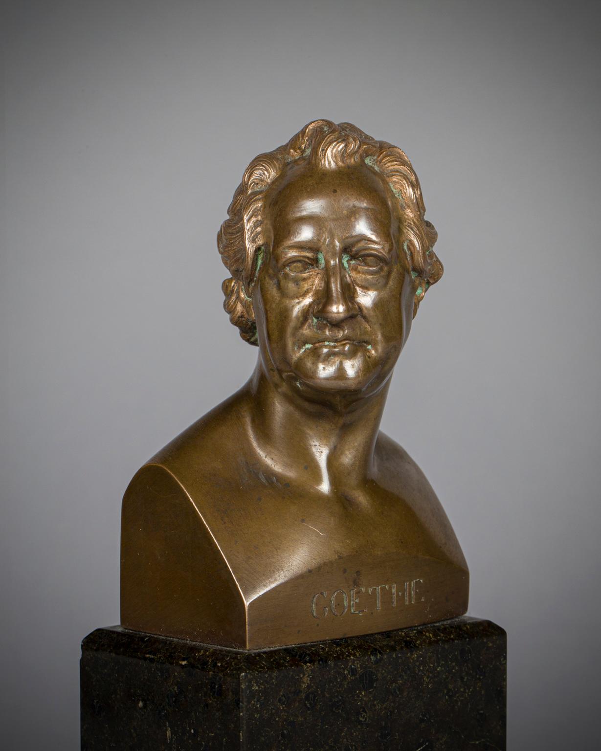 Pair of German Bronze Busts of Schiller and Goethe, circa 1880 For Sale 1