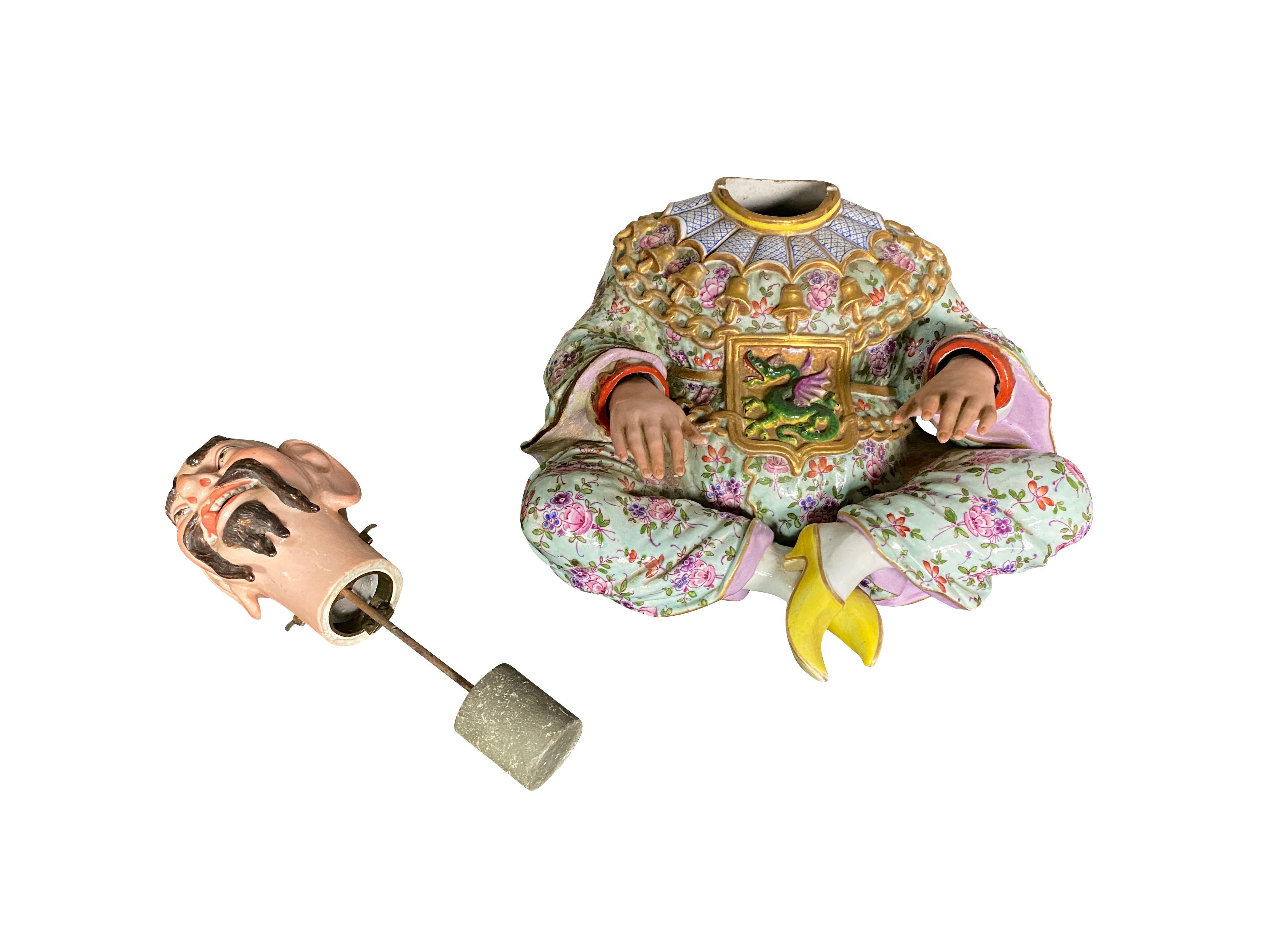 Pareja de figuras de porcelana china alemana de 