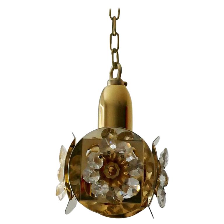 Paire de lustres à suspension en cristal allemand et laiton doré et verre par Palwa, années 1960 Bon état - En vente à Berlin, DE