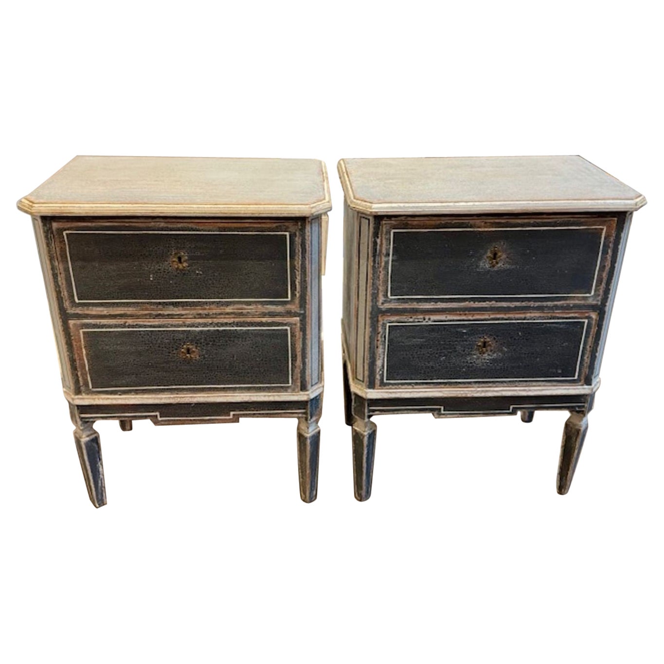 Pair of German Hand-Painted Neo-Classical Style Tables in vendita
