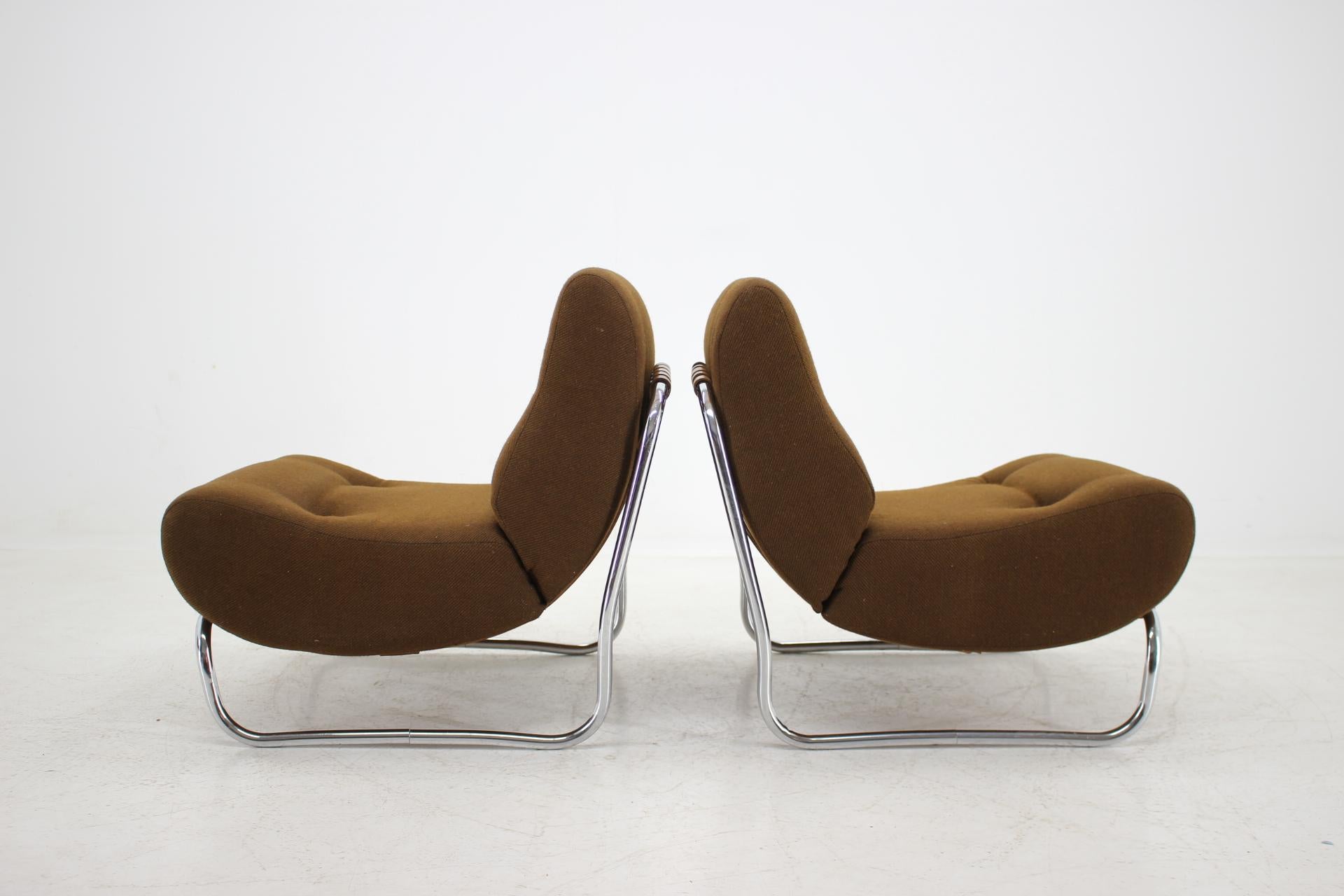 Late 20th Century Pair of German Lounge Chairs, 1970