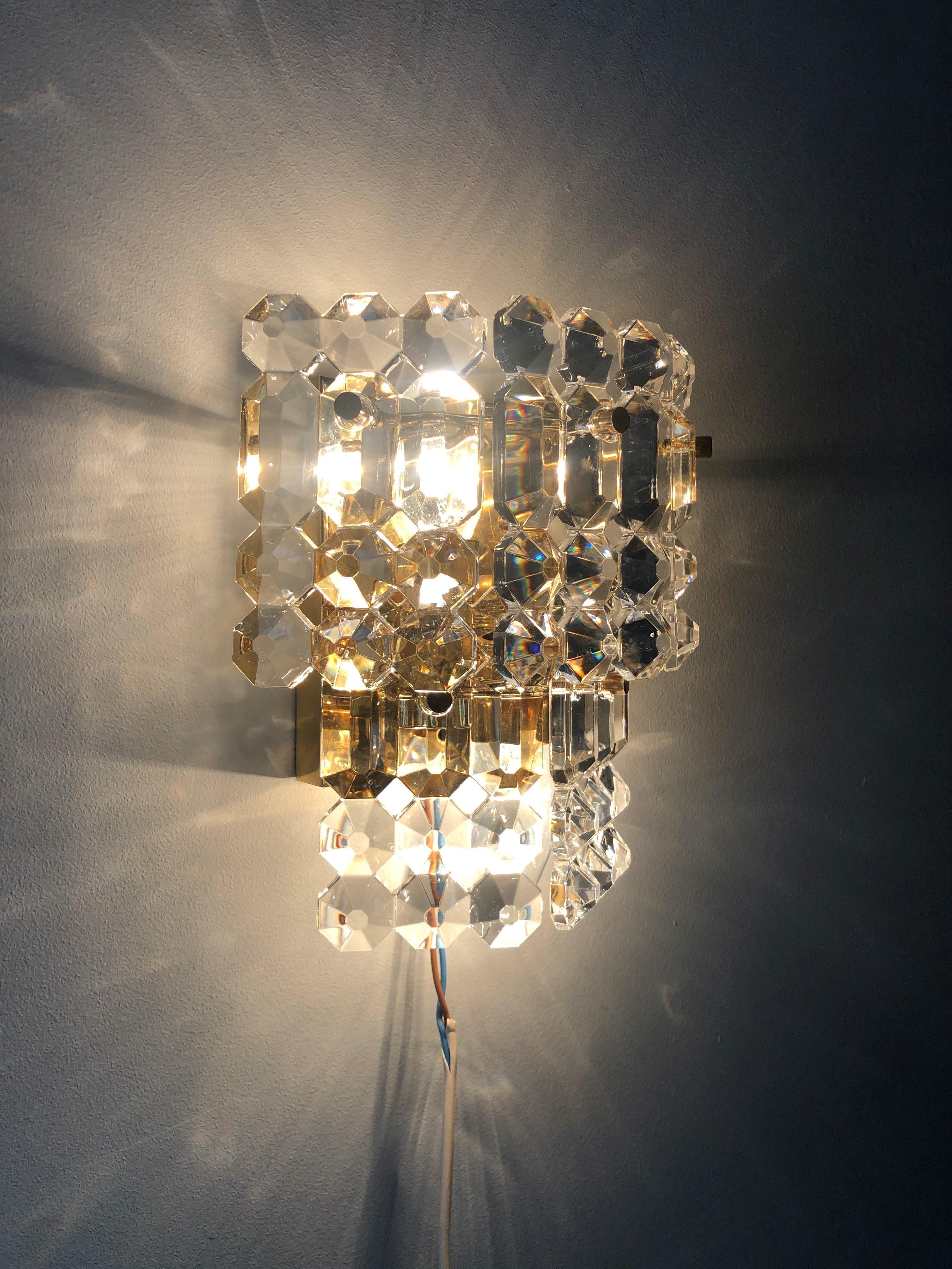 German Pair of Midcentury Crystal Wall Sconces by Kinkeldey, 1970s For Sale 4