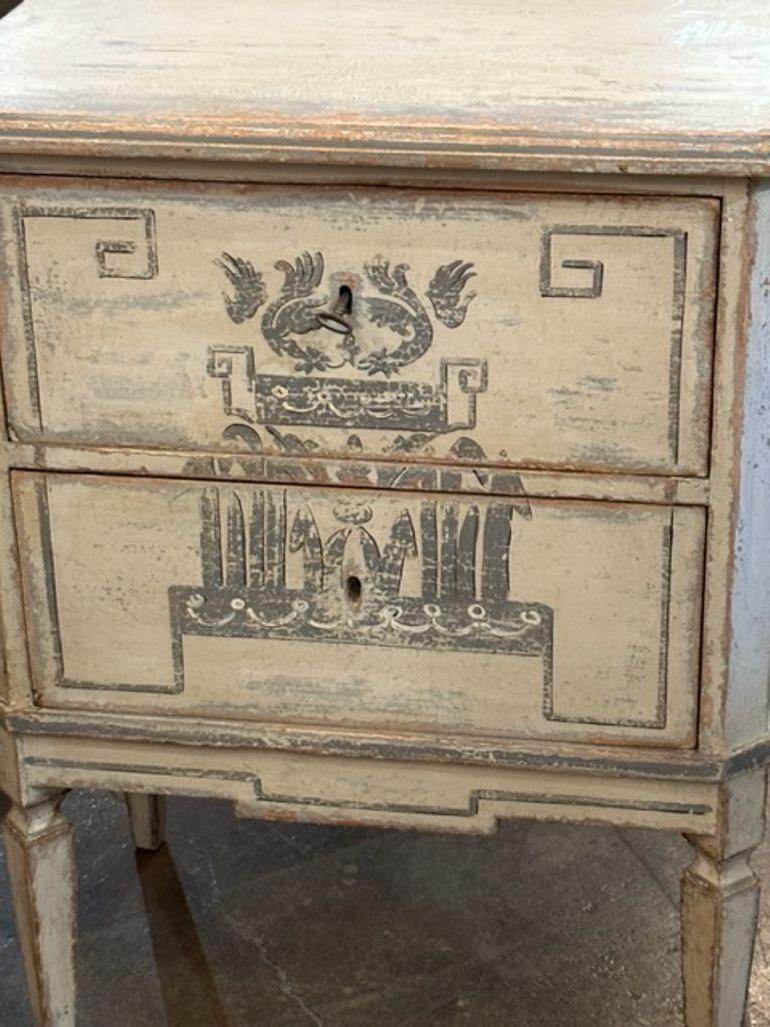 Hand-Painted Pair of German Neo-Classical Bedside Tables For Sale