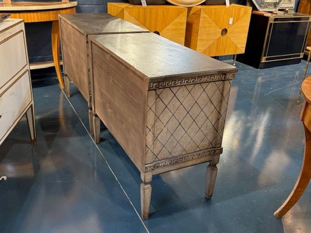 Pair of German Neo-Classical Painted Bed Side Tables In Good Condition For Sale In Dallas, TX