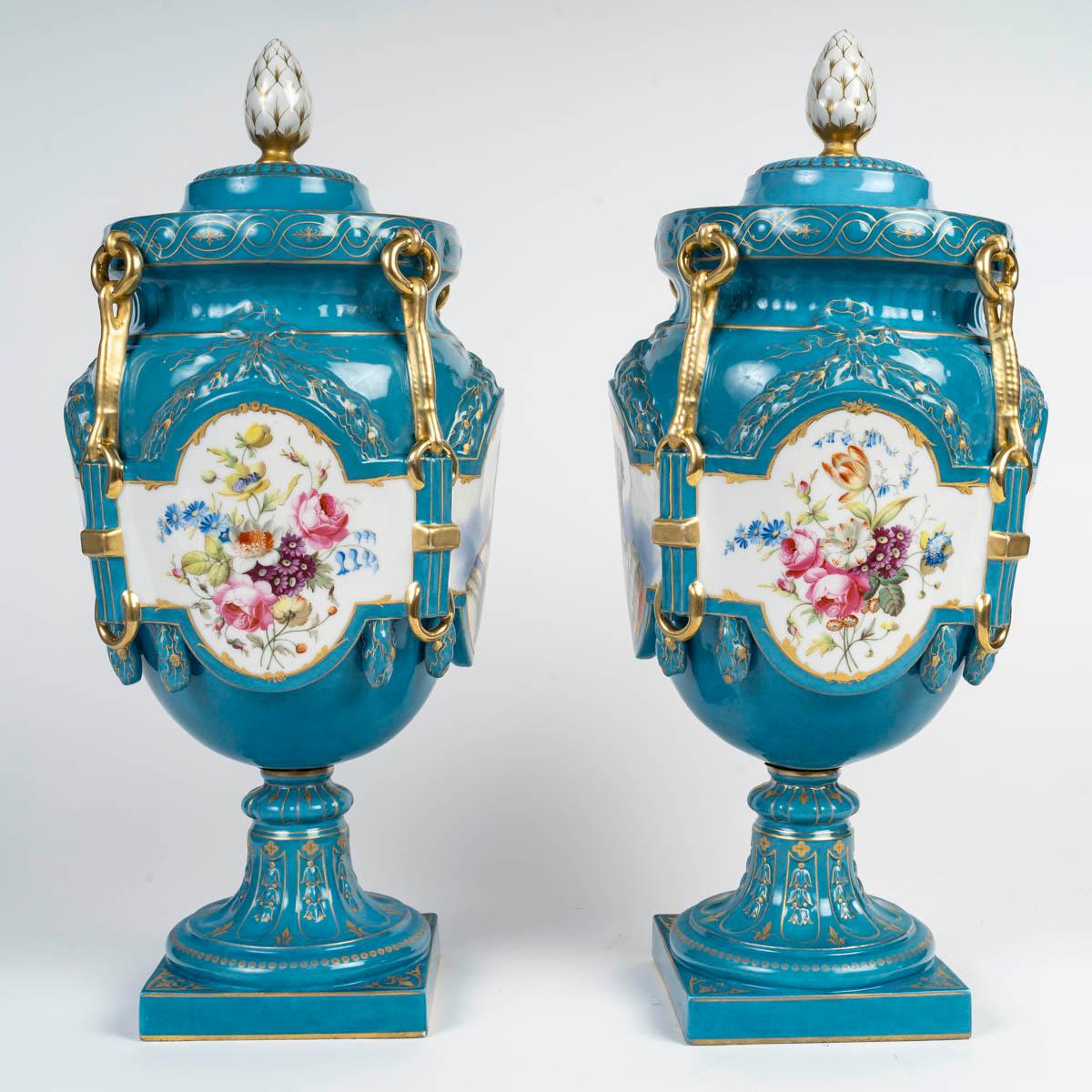 Pareja de jarrones cubiertos de porcelana alemana, siglo XIX, época de Napoleón III. en venta 5