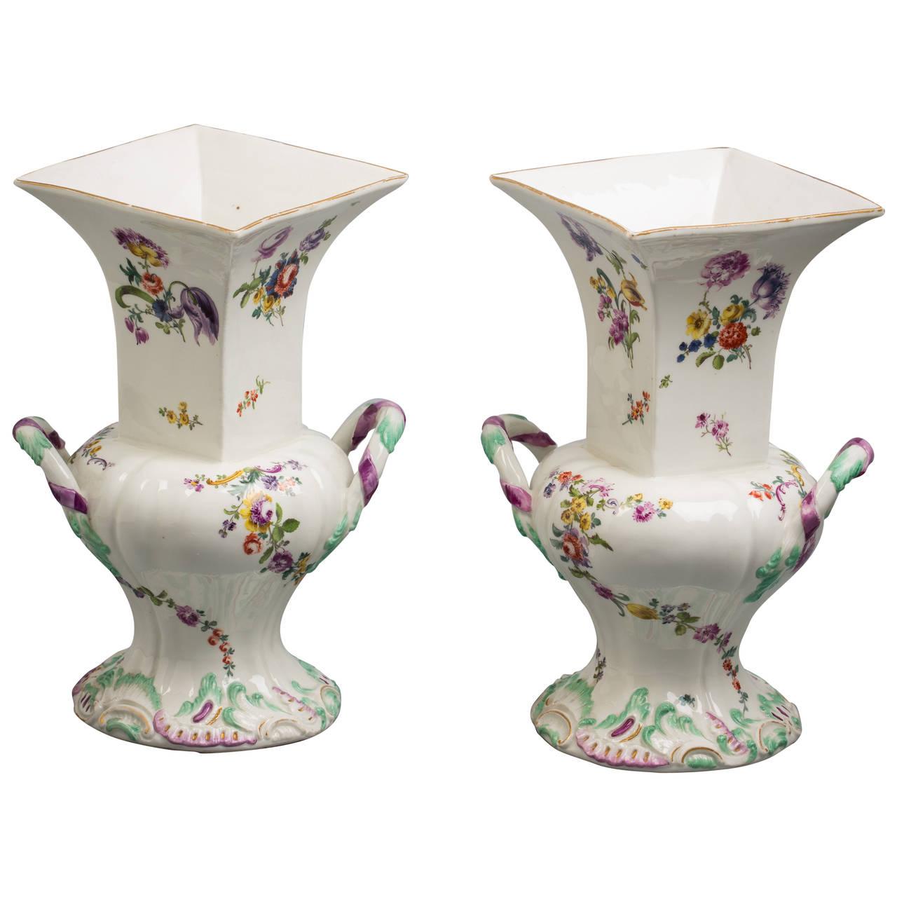 18th Century Pair of German Porcelain Vases, Meissen, circa 1745 For Sale