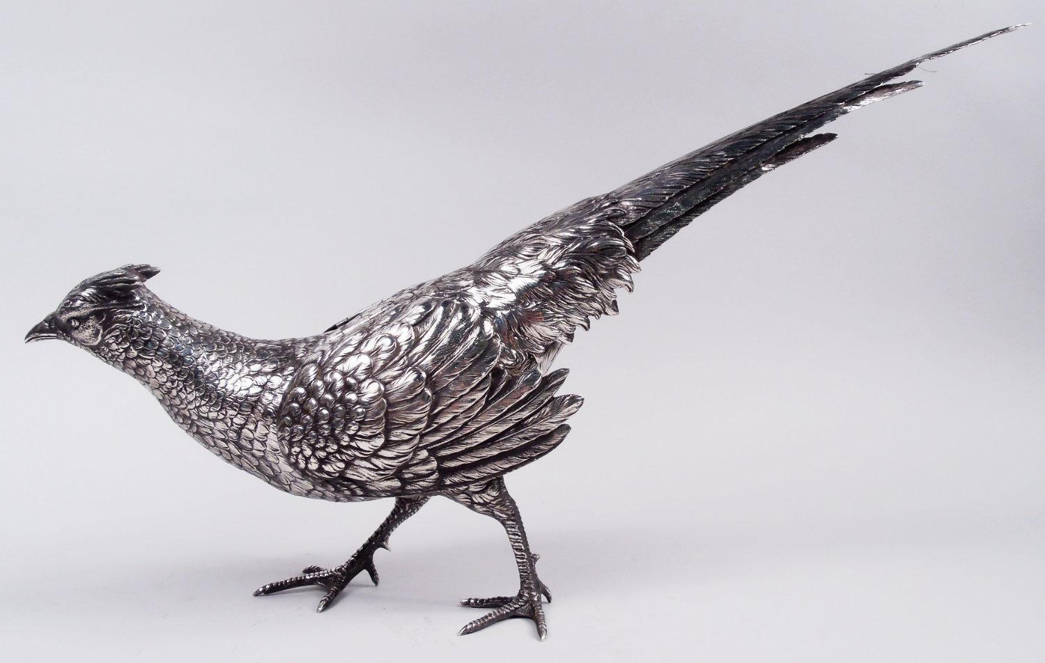 Pareja de aves de caza faisanes alemanes de plata con alas articuladas en Bueno estado para la venta en New York, NY