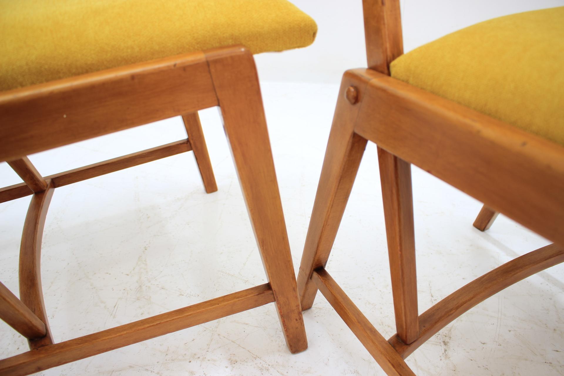 Pair of German Small Design Chairs, 1970s For Sale 1