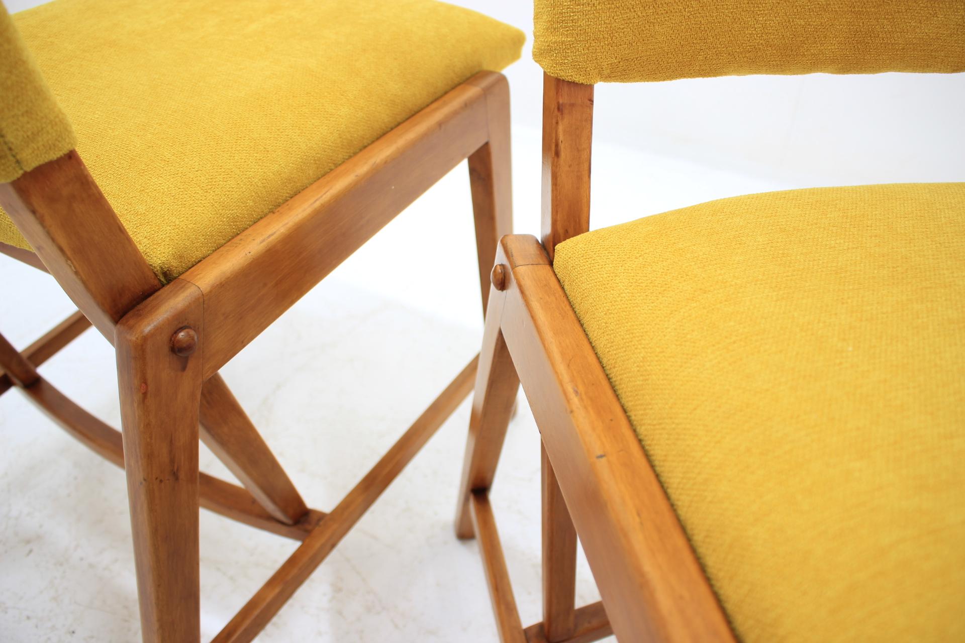 Pair of German Small Design Chairs, 1970s For Sale 2