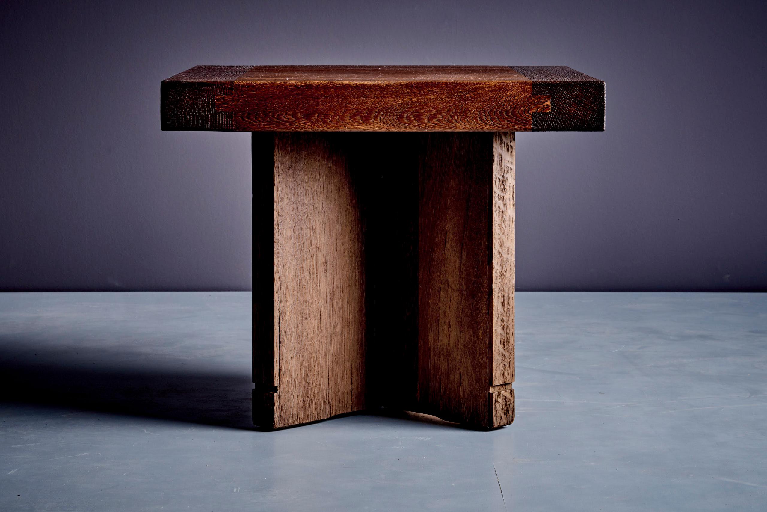 Pair of Studio Oak Side Tables In Good Condition For Sale In Berlin, DE